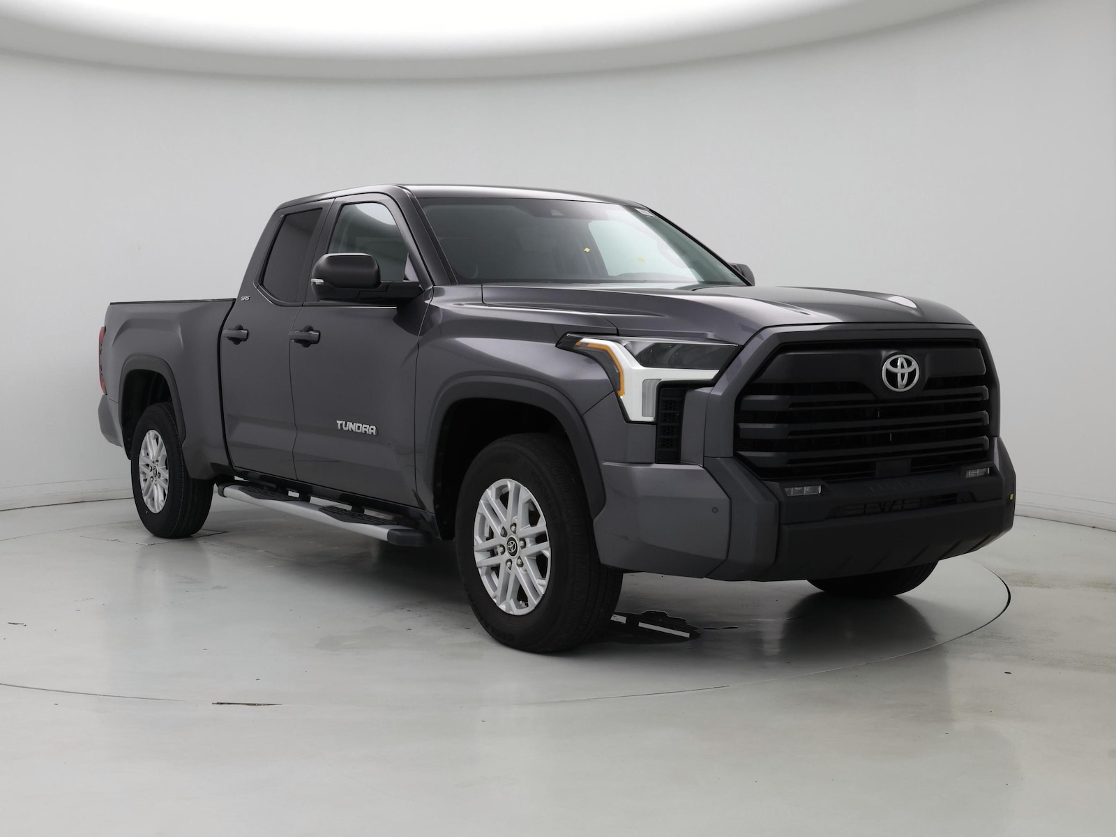 2024 Toyota Tundra SR5 - Photo 2
