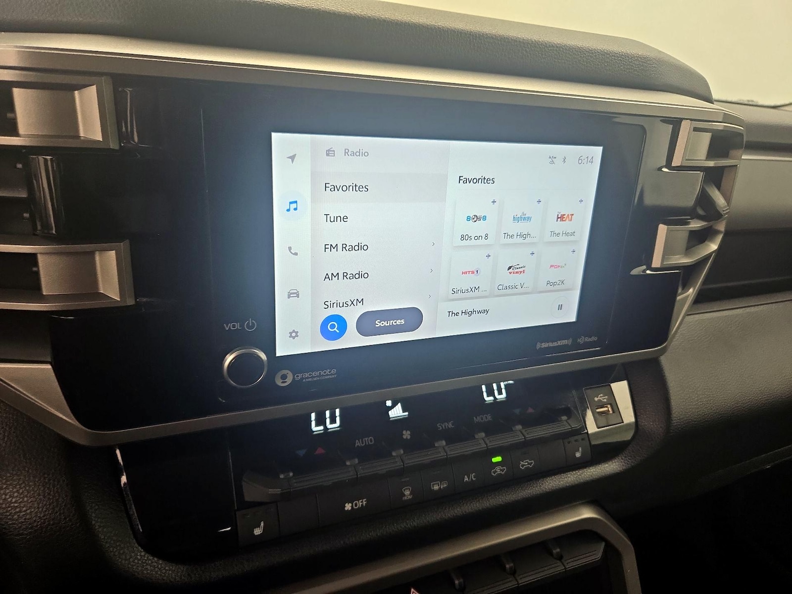 2024 Toyota Tundra SR5 - Photo 16