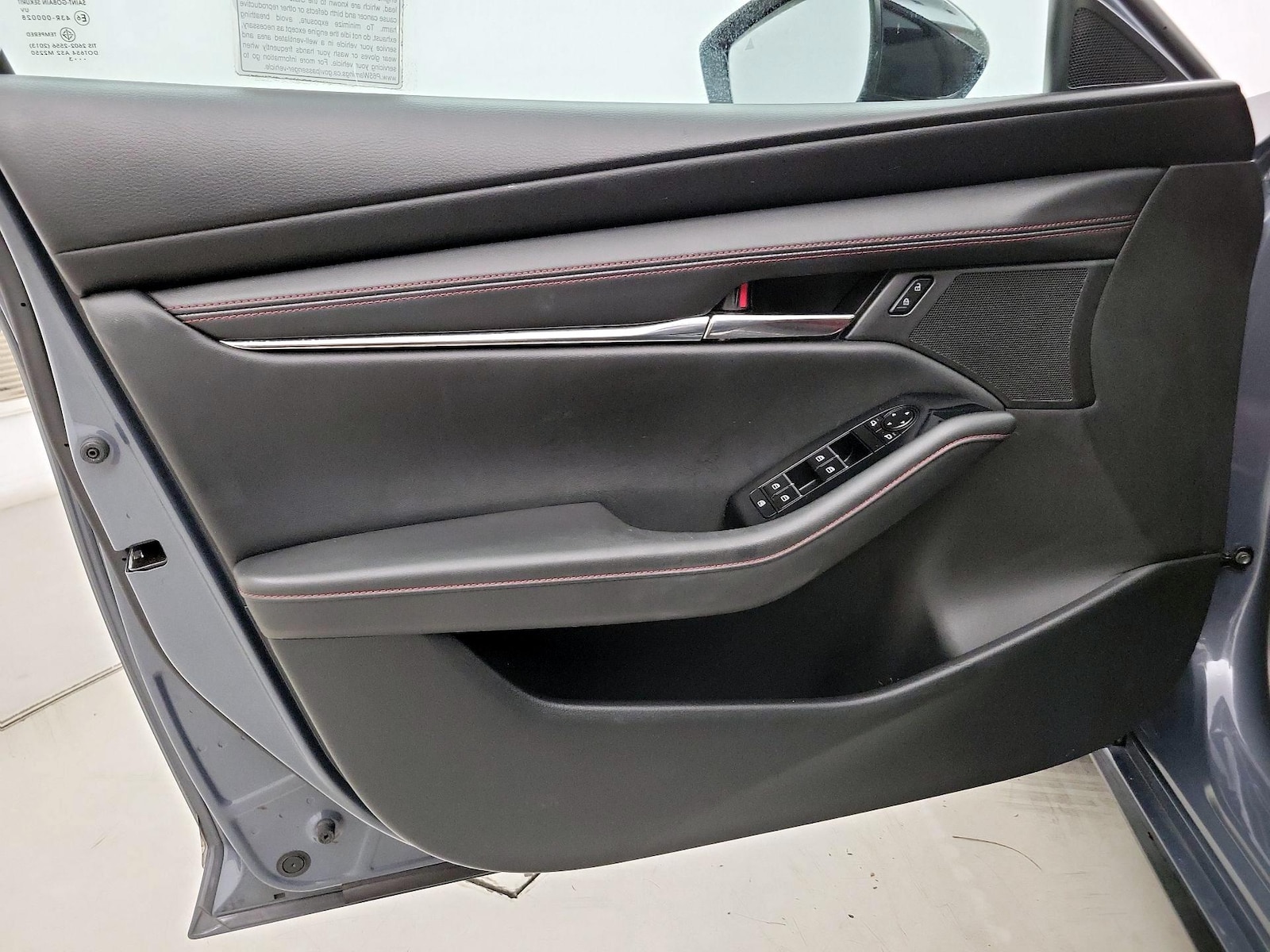 2024 Mazda Mazda3 Carbon Edition - Photo 13