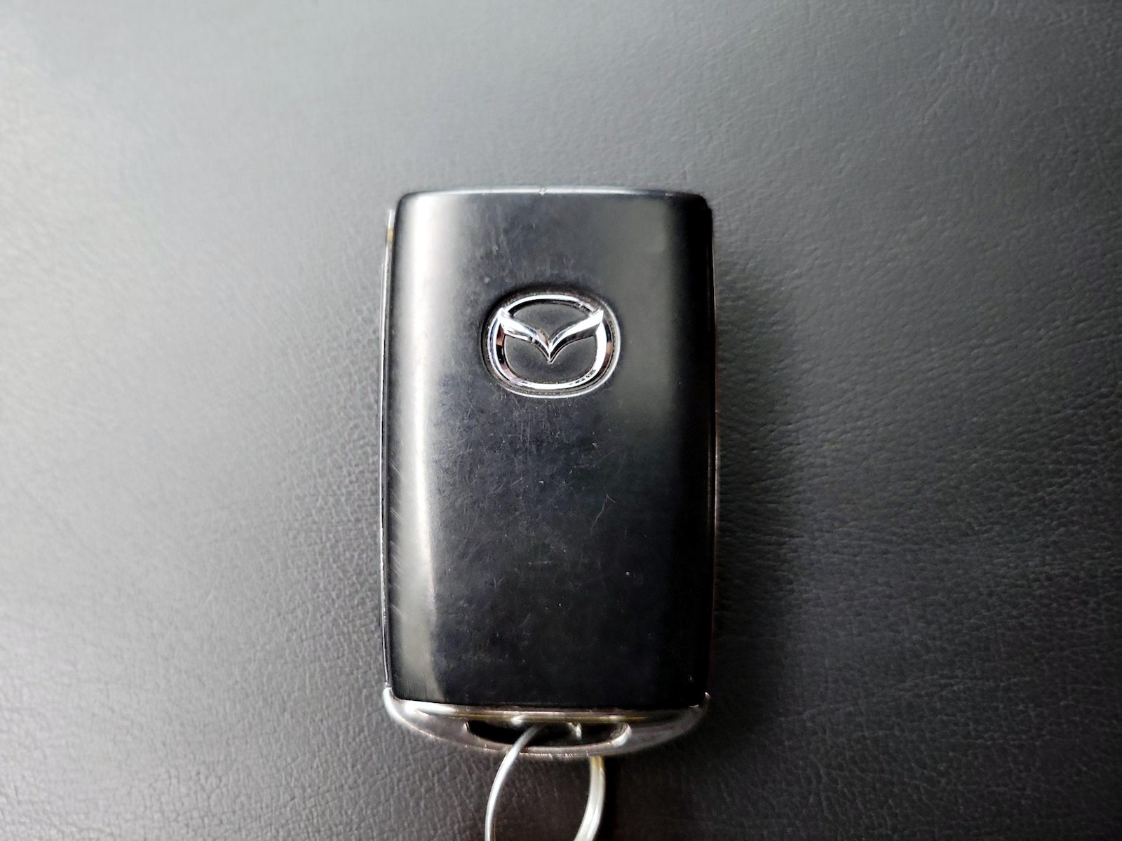 2024 Mazda Mazda3 Carbon Edition - Photo 24