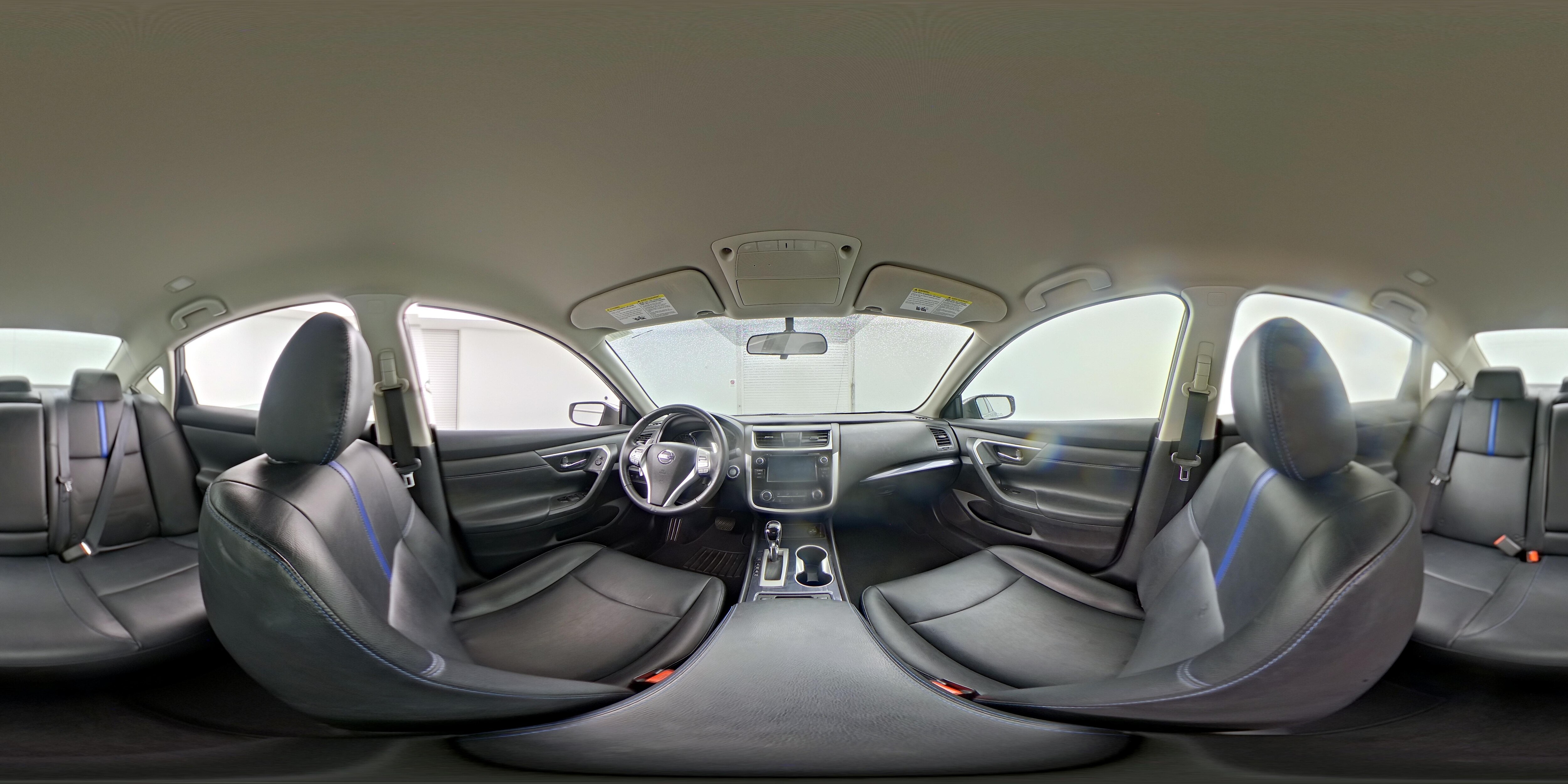 2018 Nissan Altima SR - Photo 25