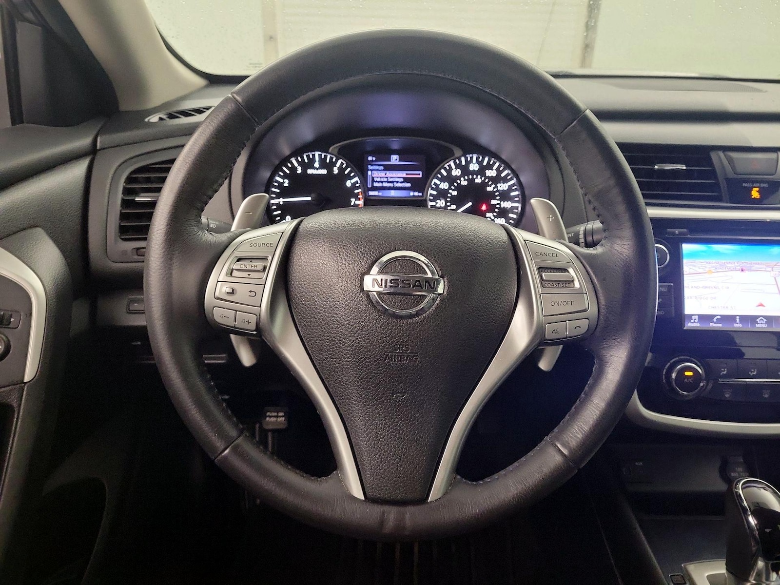 2018 Nissan Altima SR - Photo 11