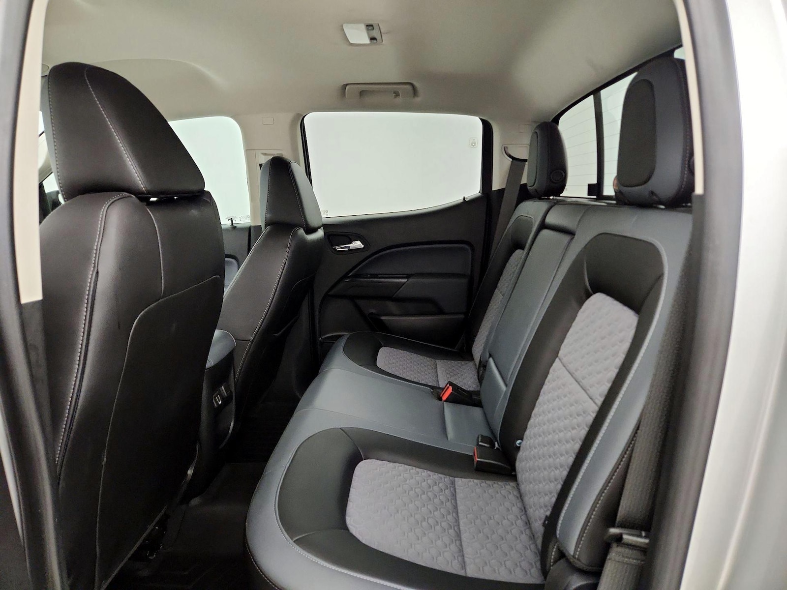 2019 Chevrolet Colorado Z71 - Photo 12