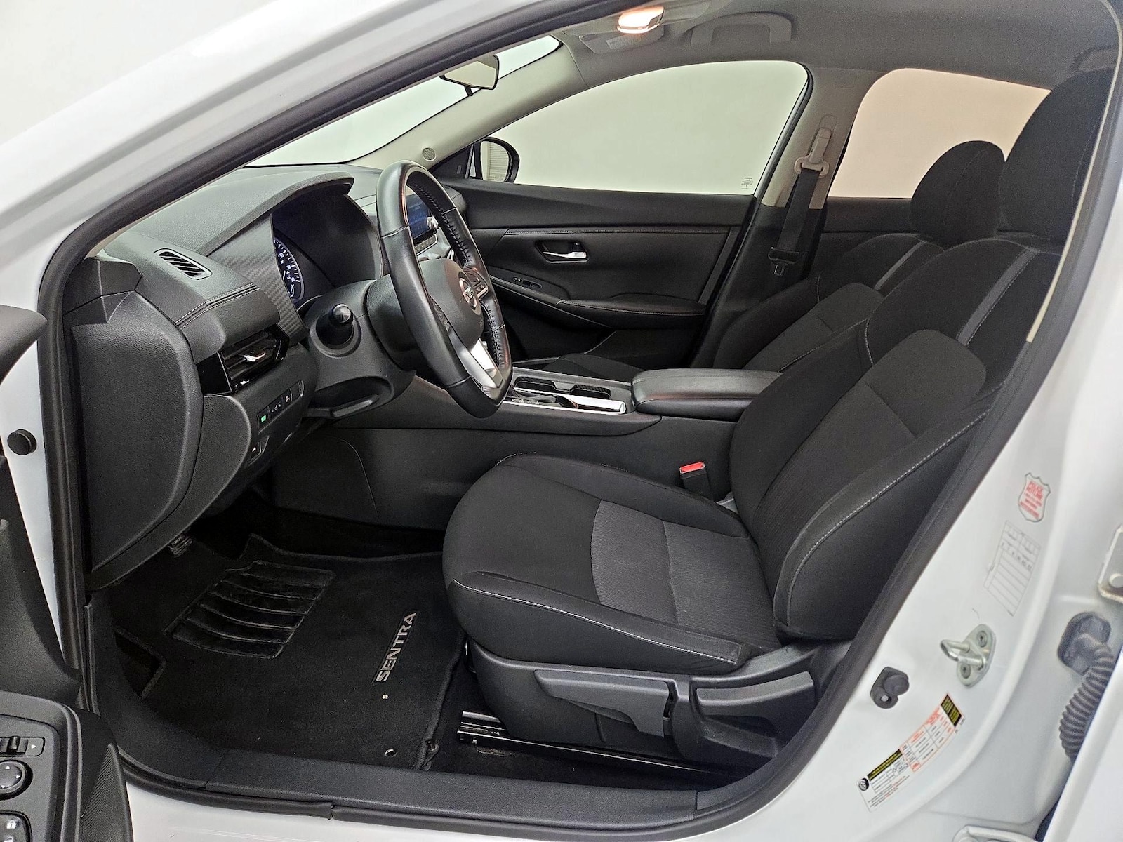 2022 Nissan Sentra SV - Photo 12