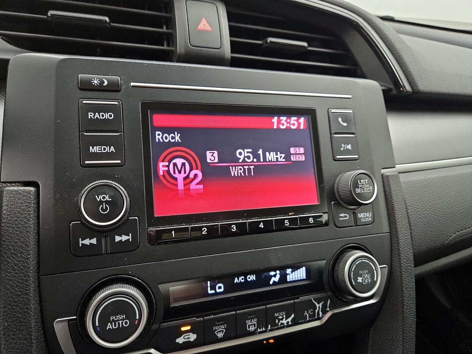 2018 Honda Civic LX - Photo 16