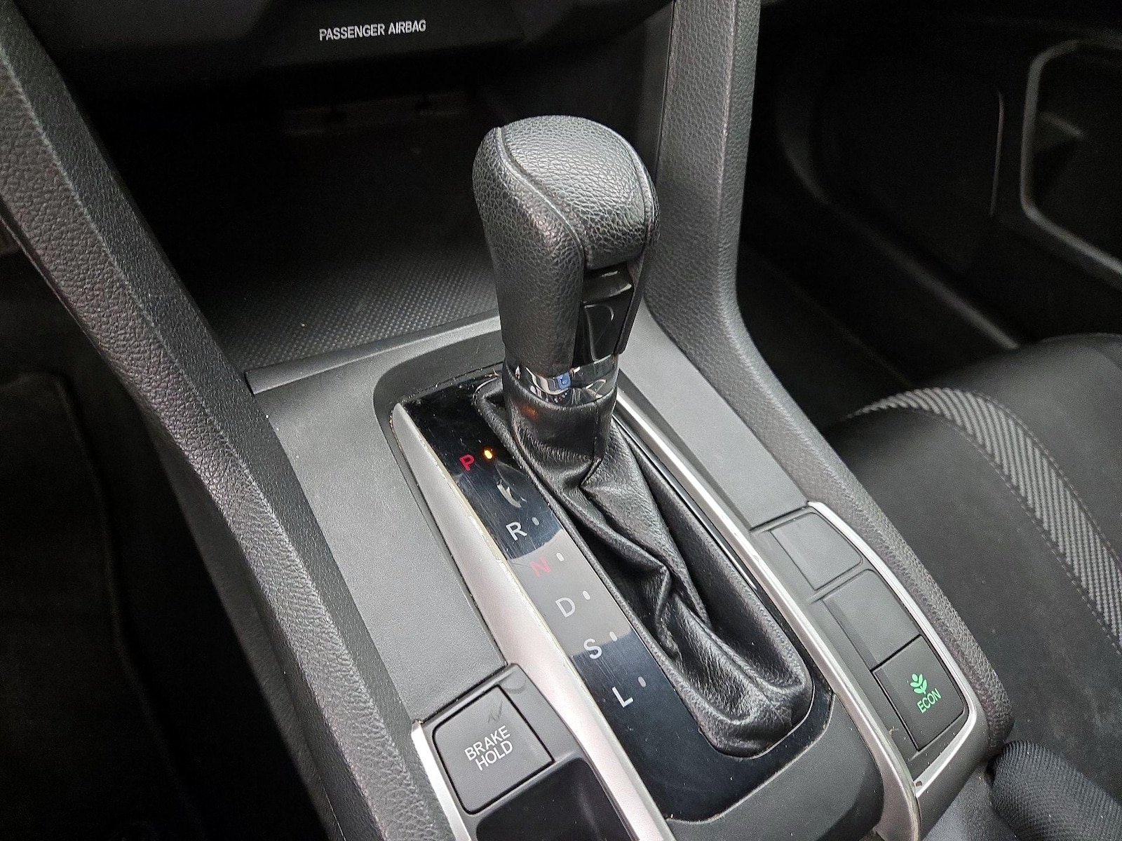 2018 Honda Civic LX - Photo 18