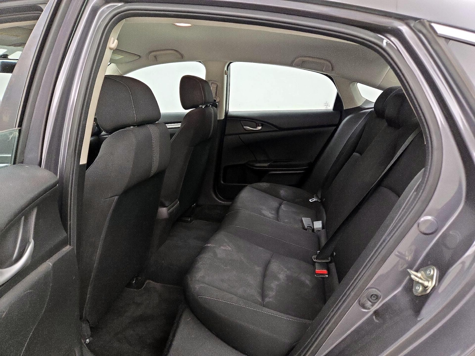 2018 Honda Civic LX - Photo 19