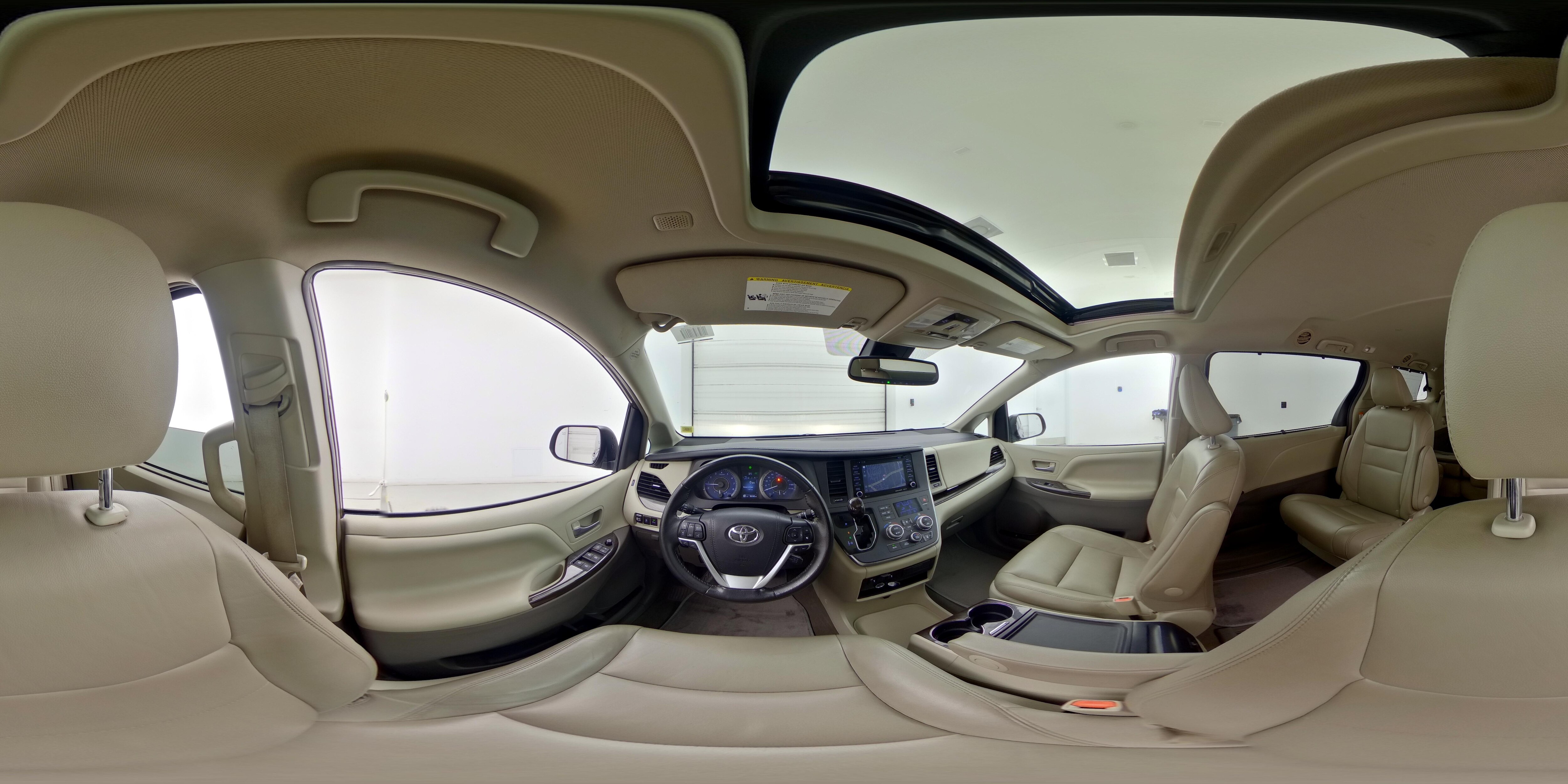 2019 Toyota Sienna XLE - Photo 30