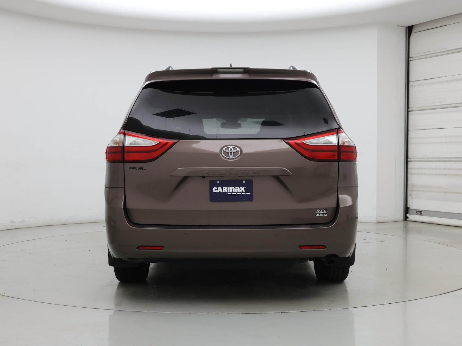 2019 Toyota Sienna XLE - Photo 7