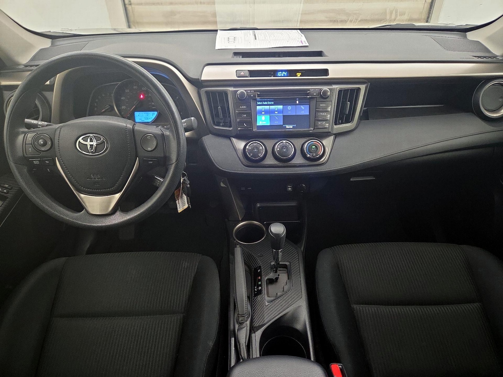 2015 Toyota RAV4 LE - Photo 10