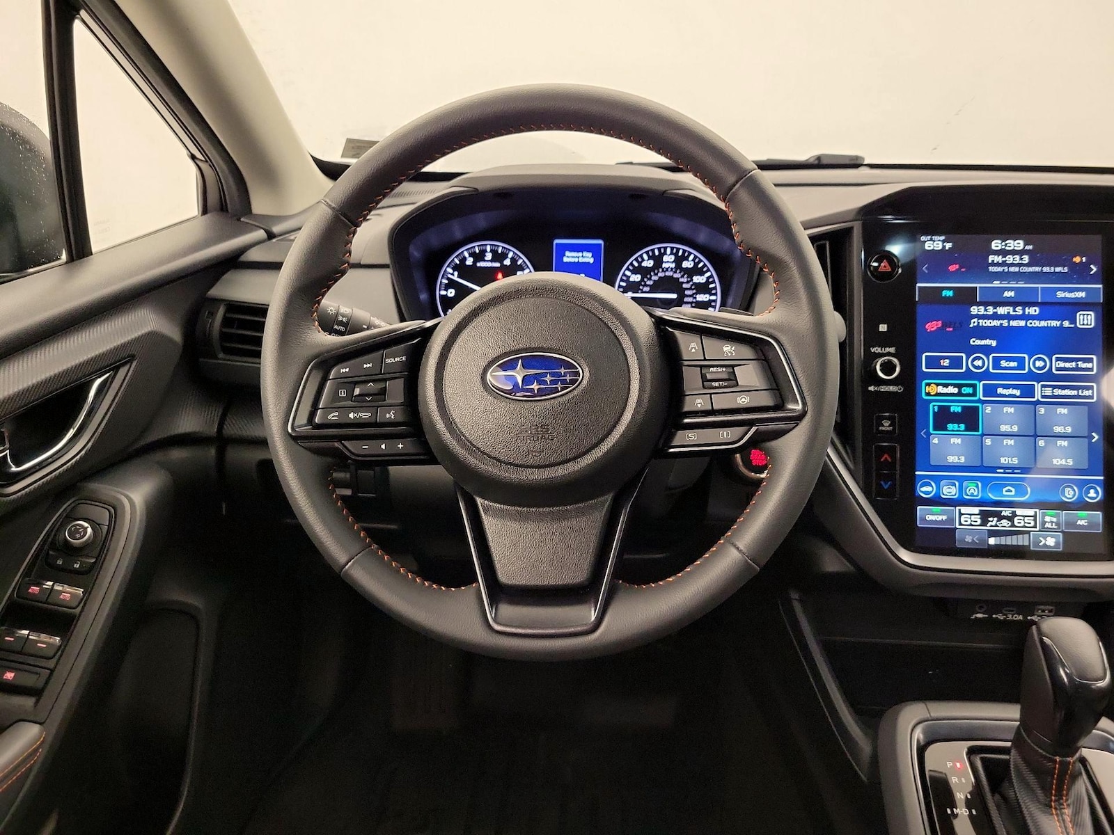 2025 Subaru Crosstrek Limited - Photo 11