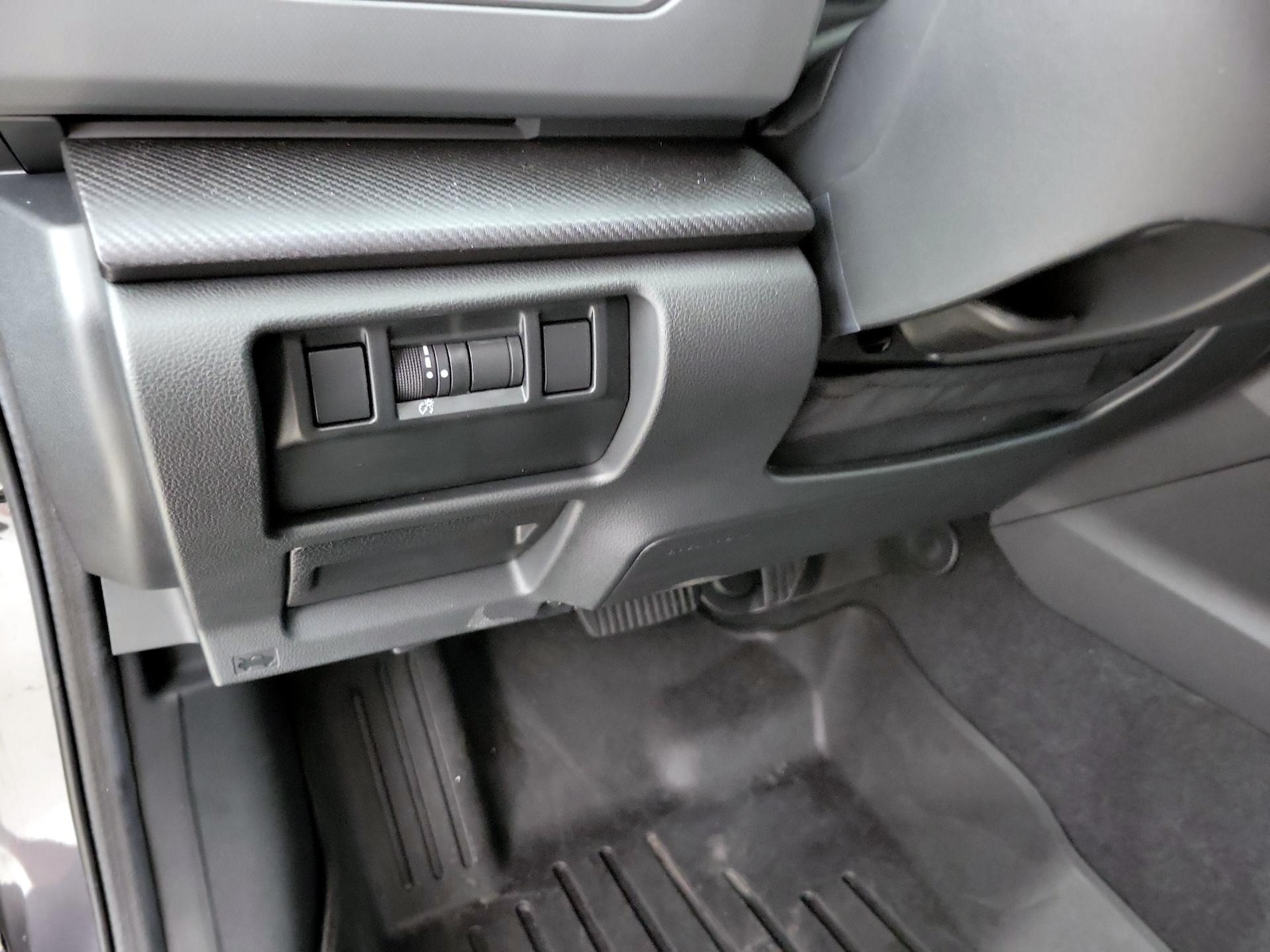 2025 Subaru Crosstrek Limited - Photo 14