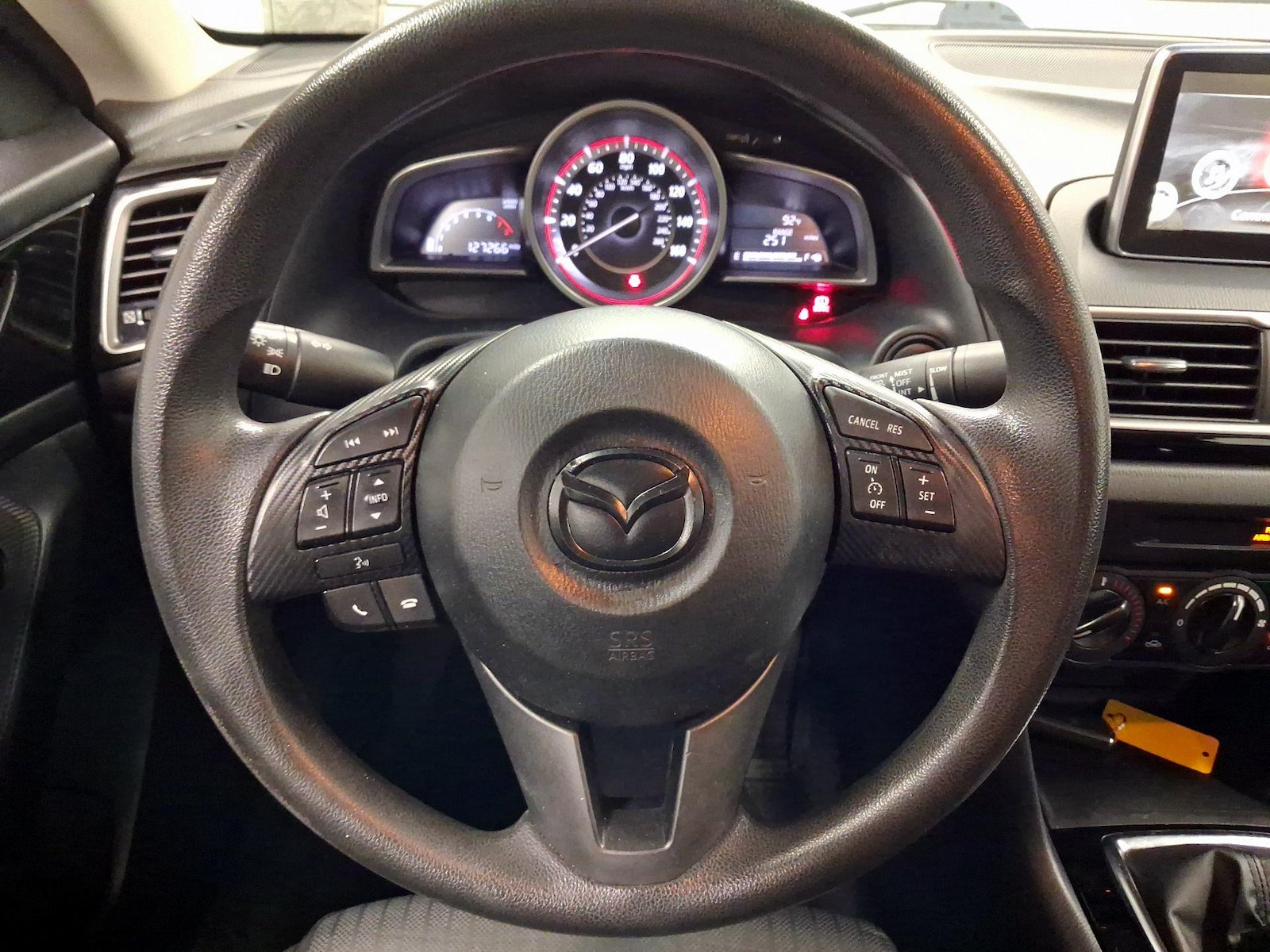 2016 Mazda MAZDA3 i Sport - Photo 11
