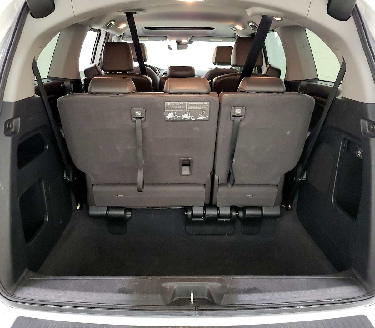 Trunk/Cargo (Seats Up)