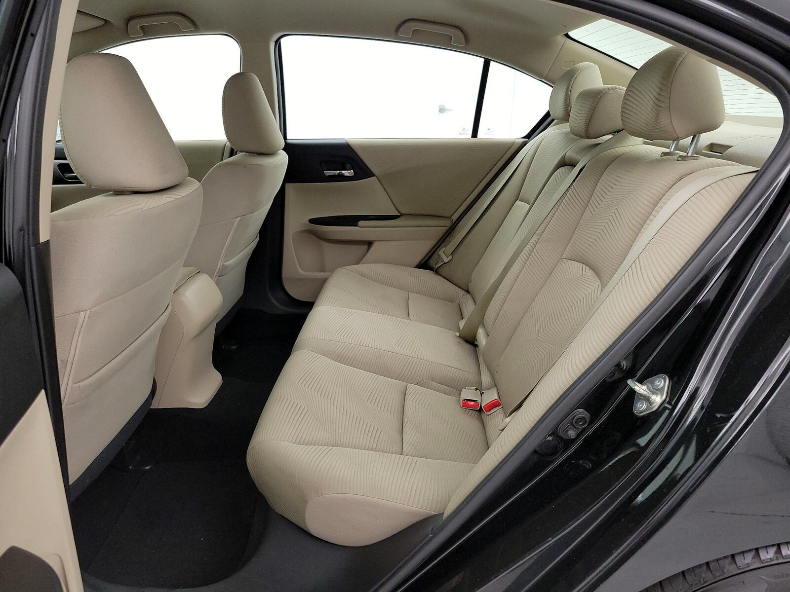 2015 Honda Accord LX - Photo 20