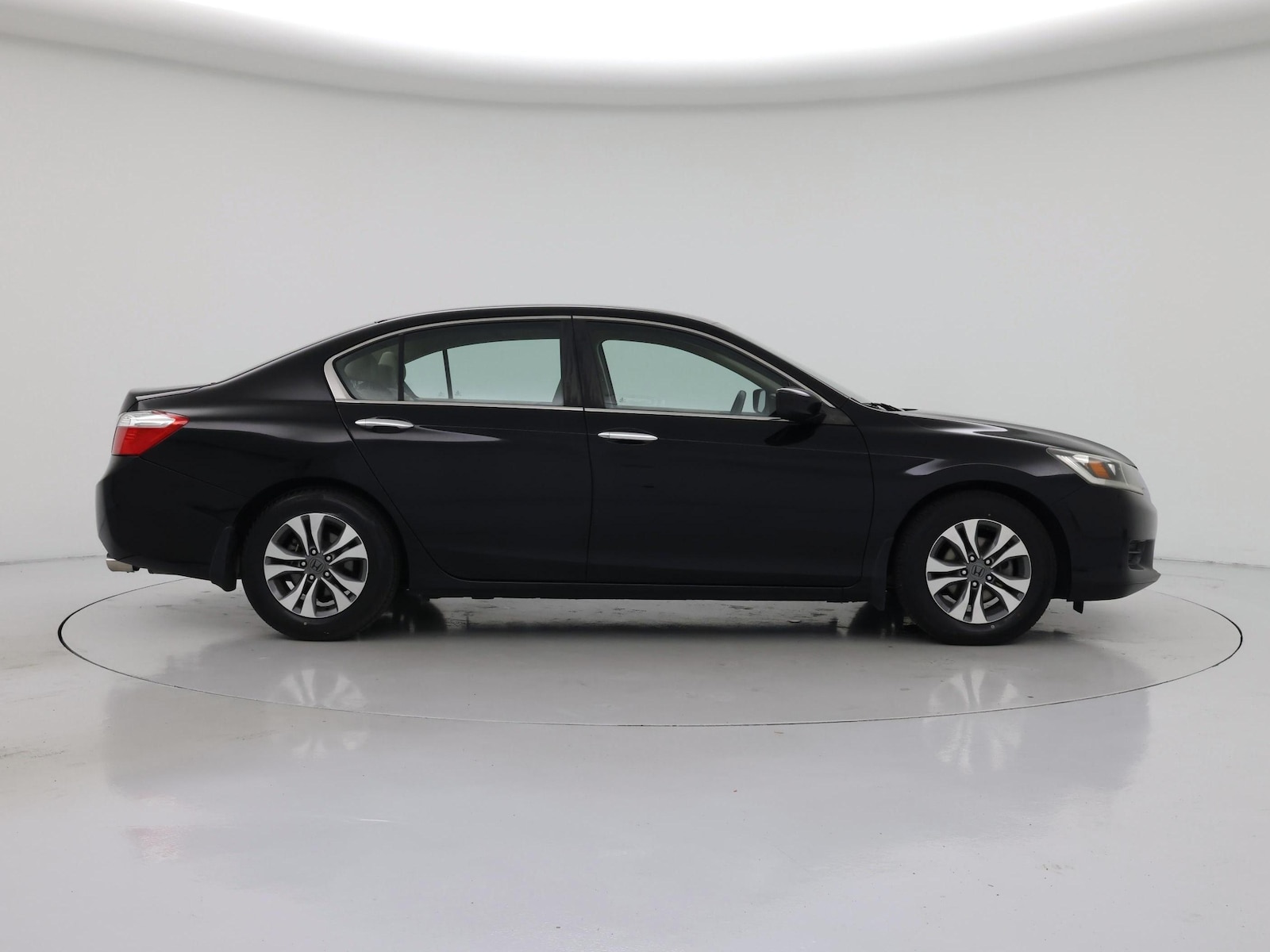 2015 Honda Accord LX - Photo 8