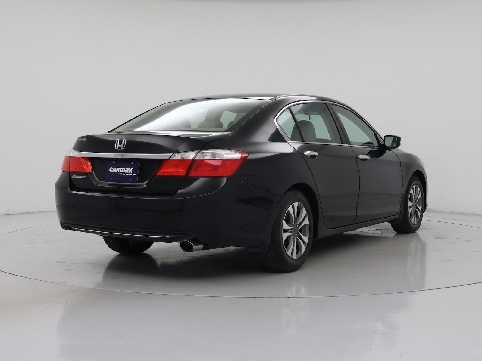 2015 Honda Accord LX - Photo 9
