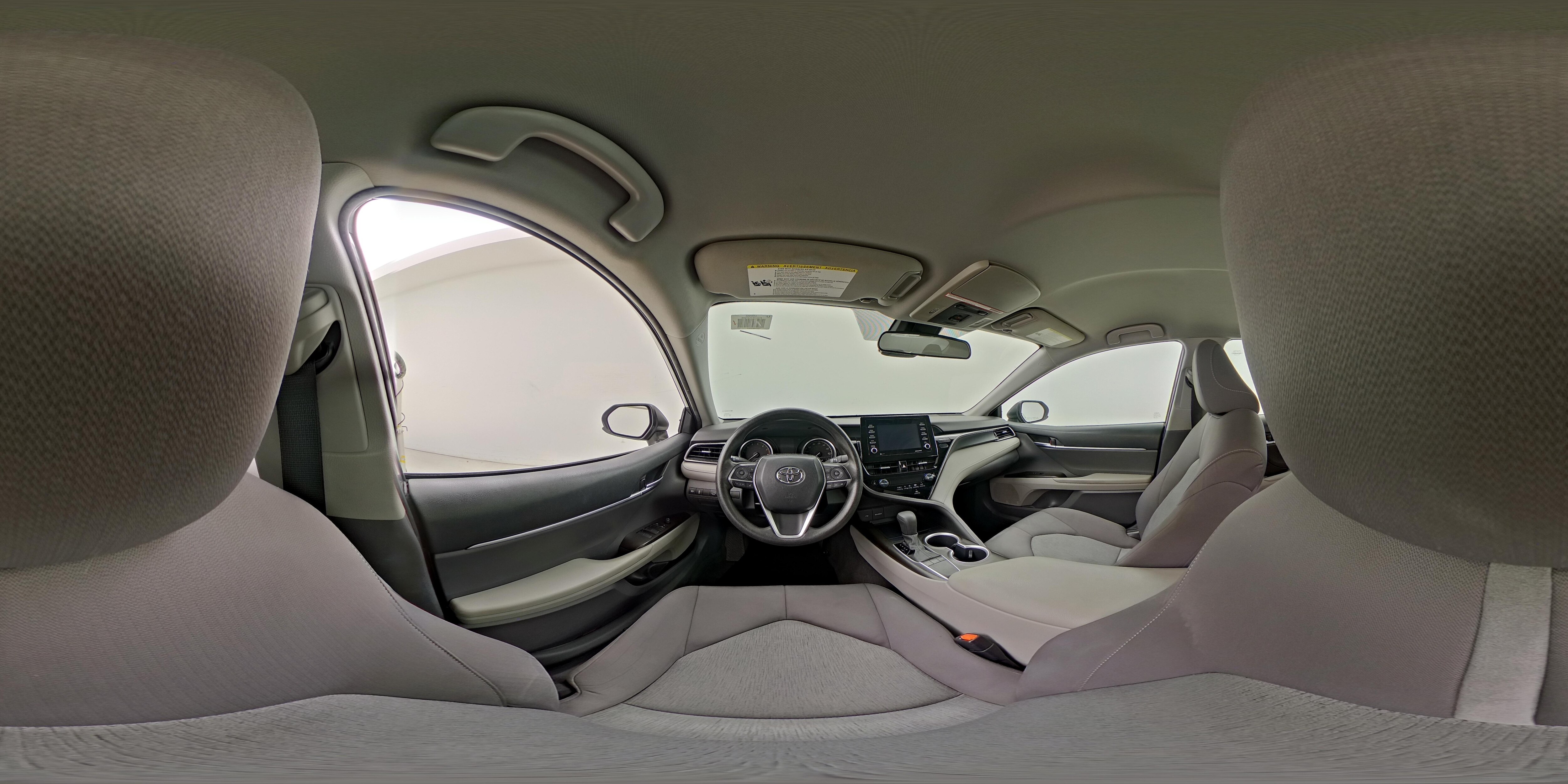 2022 Toyota Camry LE - Photo 26