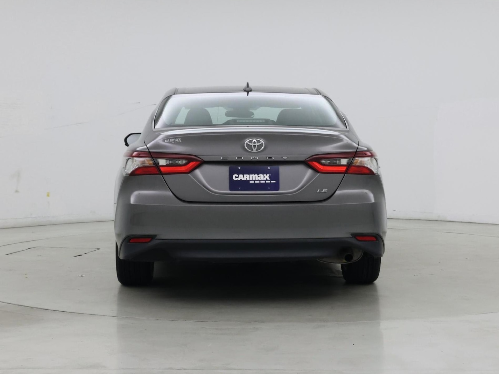 2022 Toyota Camry LE - Photo 7