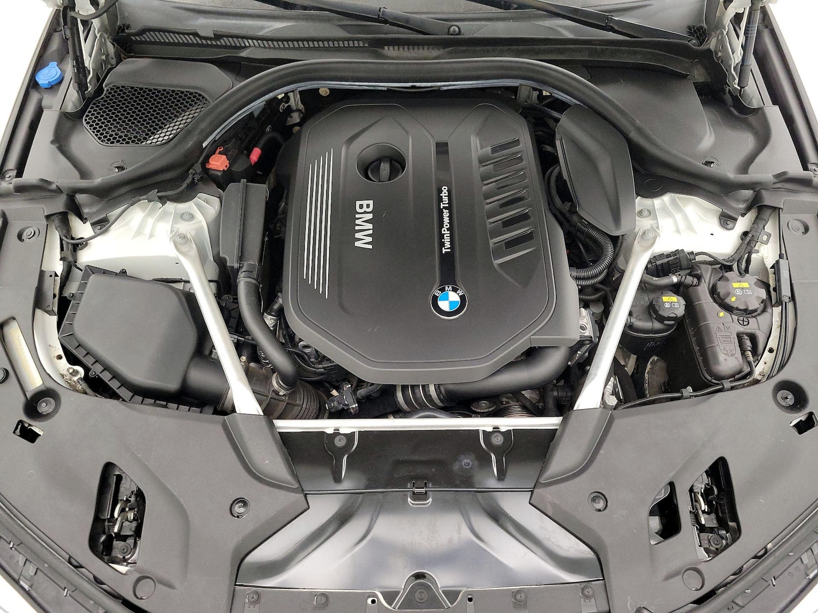 2018 BMW 5 Series 540i - Photo 24