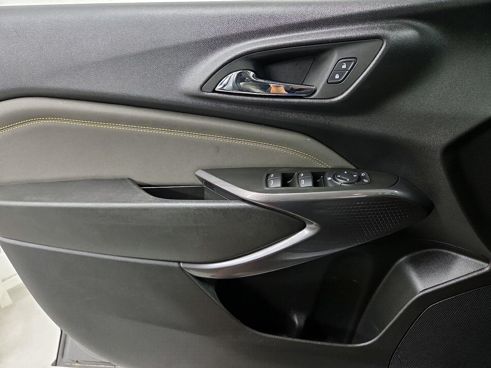 2024 Chevrolet Trax Activ - Photo 13