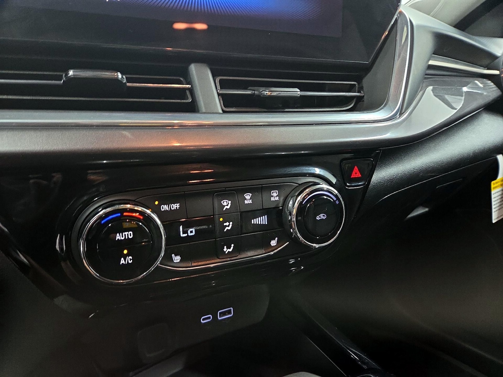 2024 Chevrolet Trax Activ - Photo 15