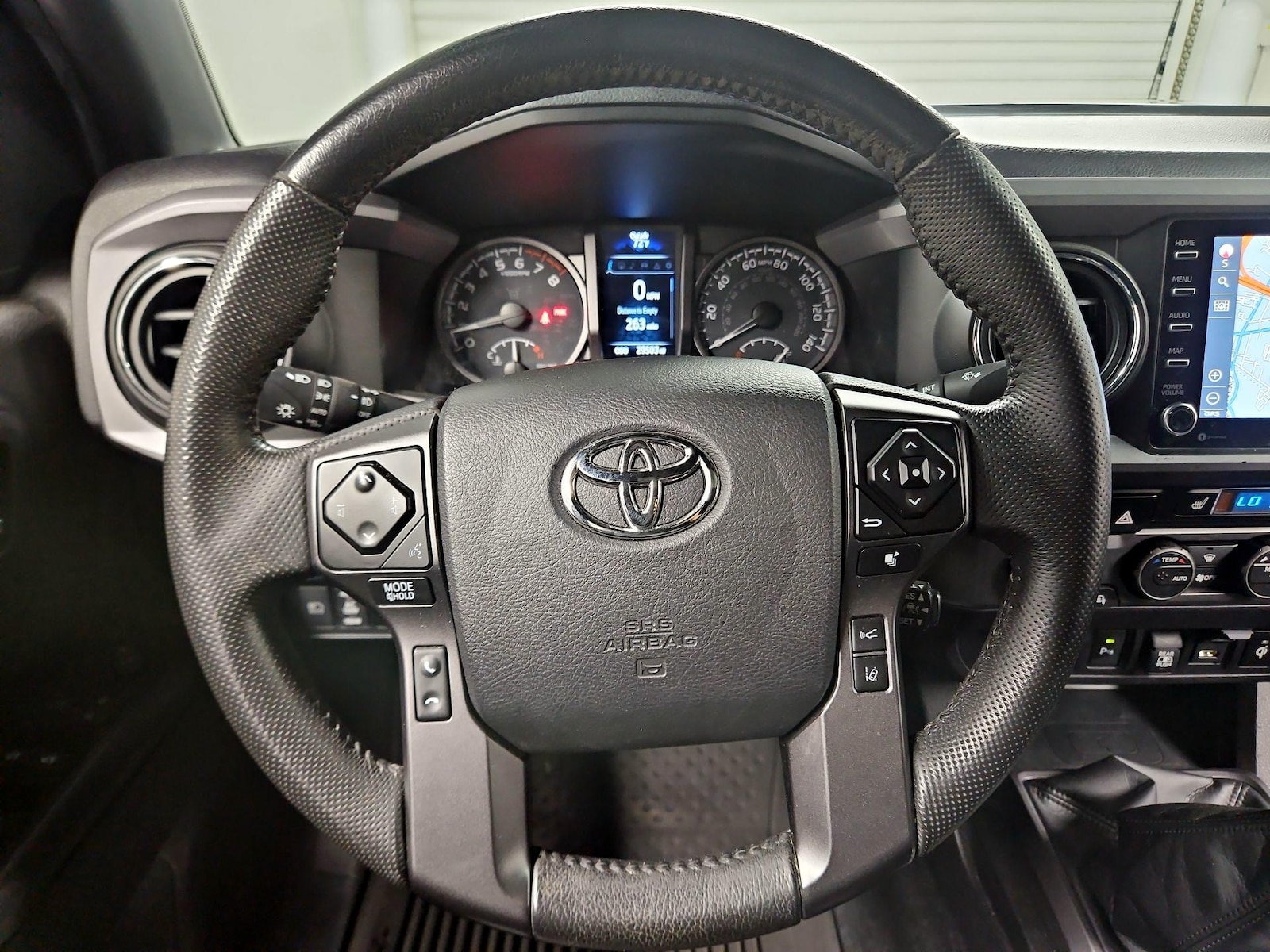 2021 Toyota Tacoma TRD Off Road - Photo 11
