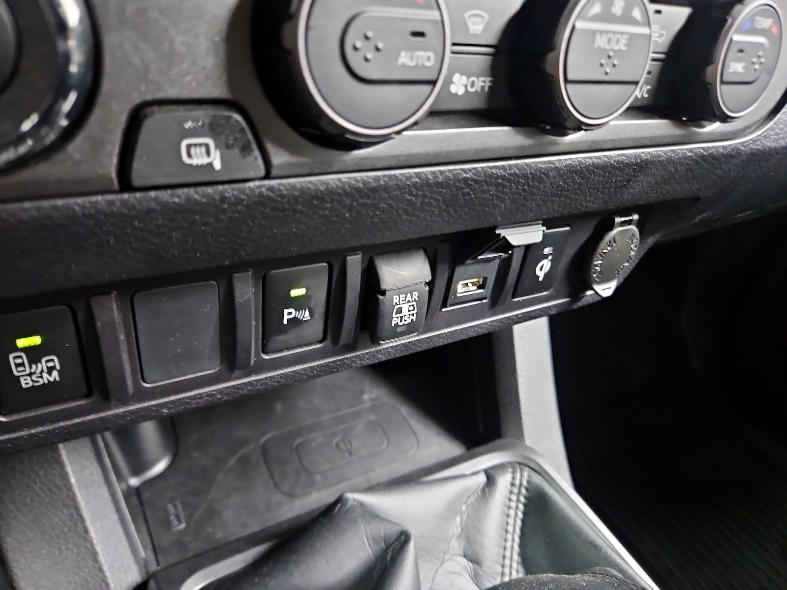 2021 Toyota Tacoma TRD Off Road - Photo 20