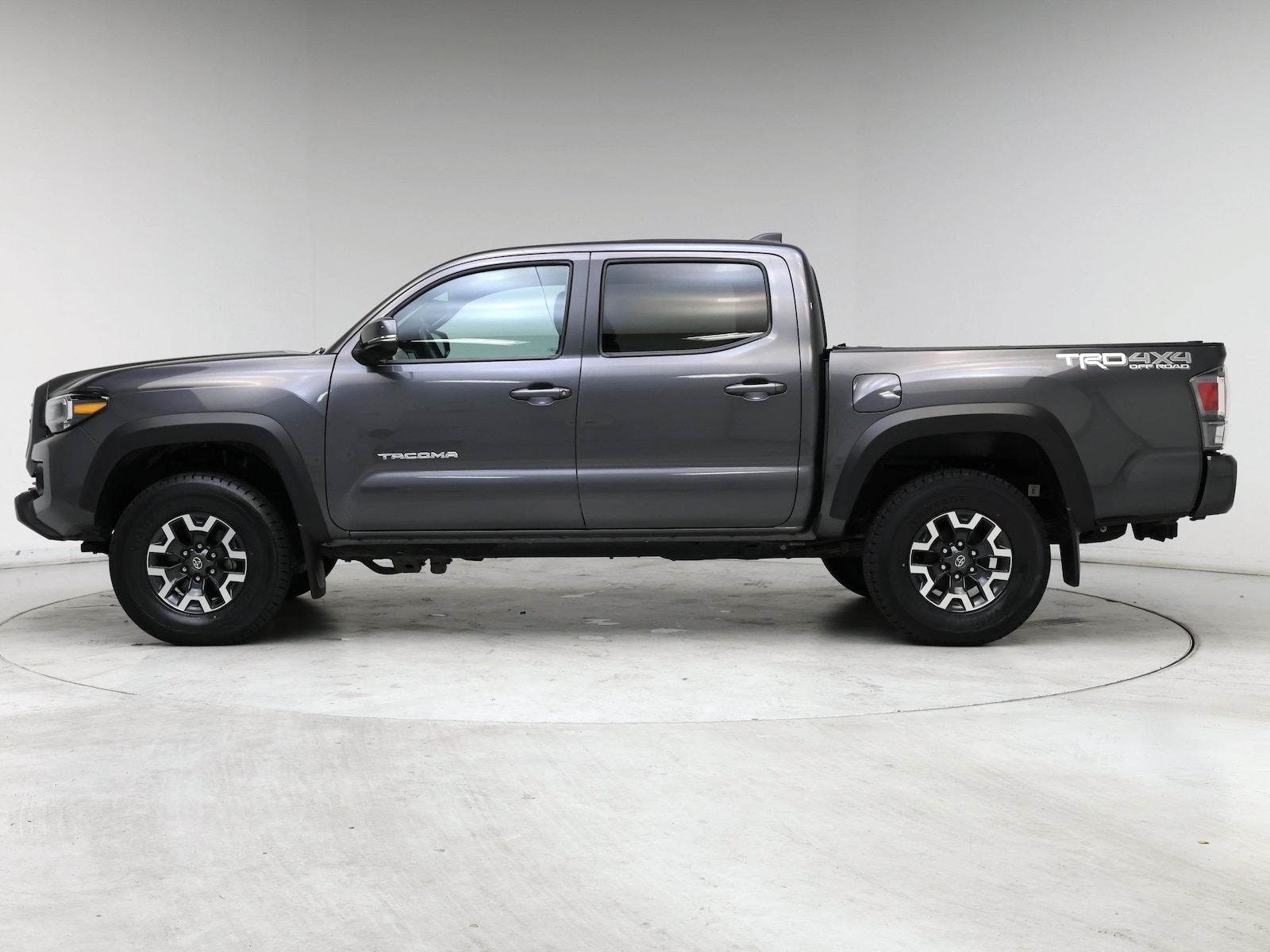 2021 Toyota Tacoma TRD Off Road - Photo 4