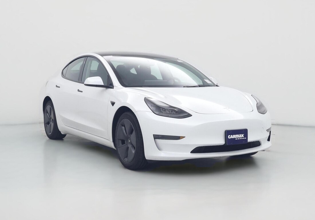 2023 Tesla Model 3 Rear-Wheel Drive in White — CarMax photo