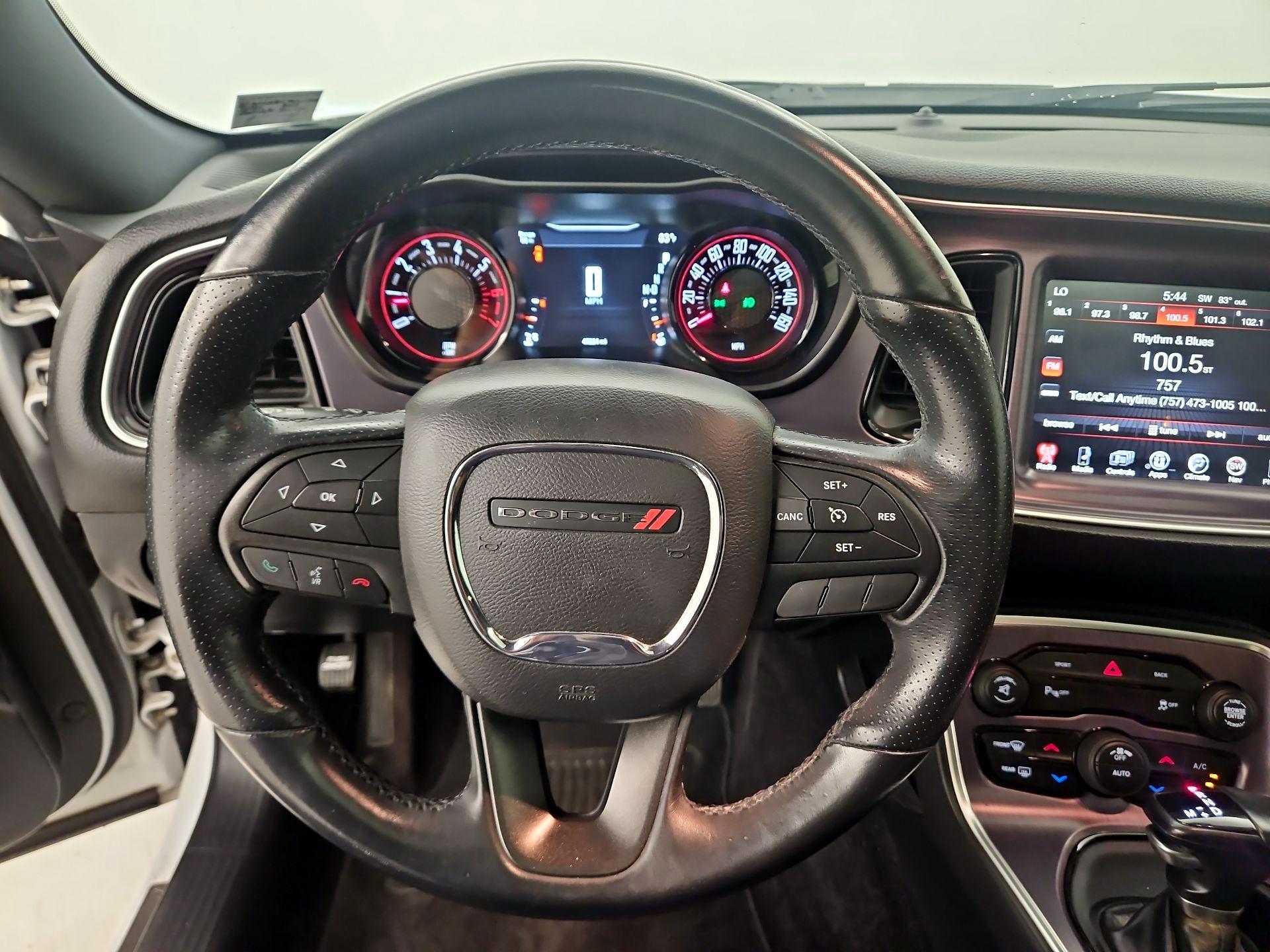 Thumbnail: 2016 Dodge Challenger - 10