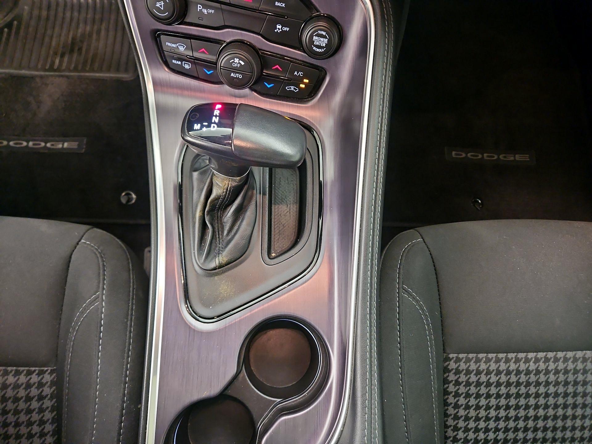 Thumbnail: 2016 Dodge Challenger - 18