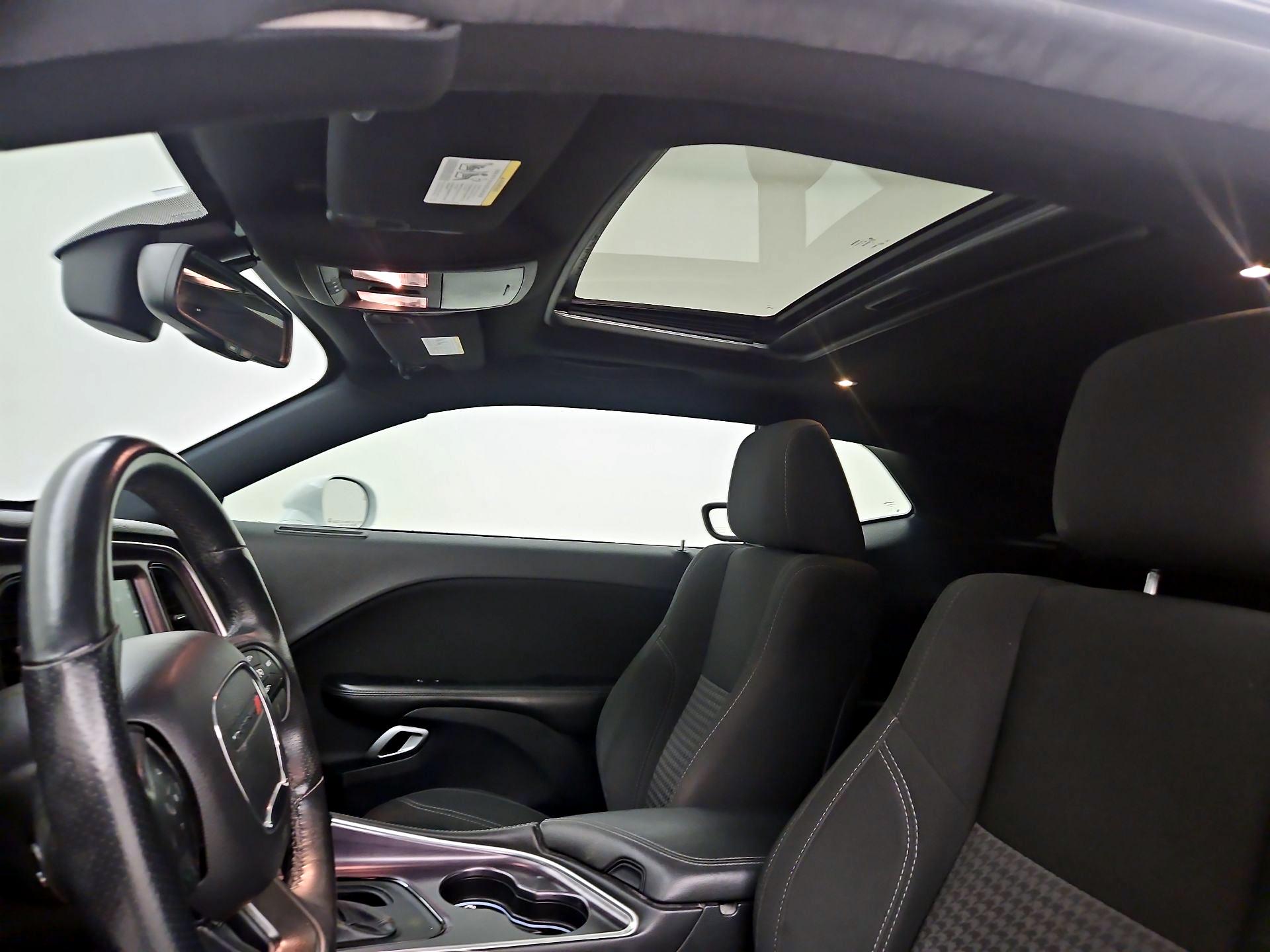 Thumbnail: 2016 Dodge Challenger - 20
