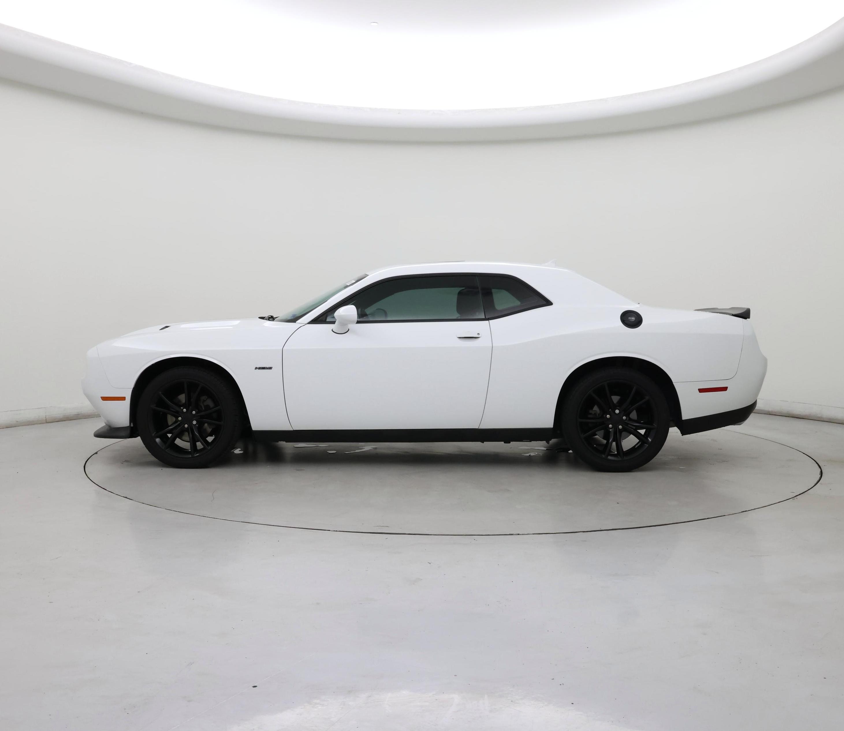 Thumbnail: 2016 Dodge Challenger - 3