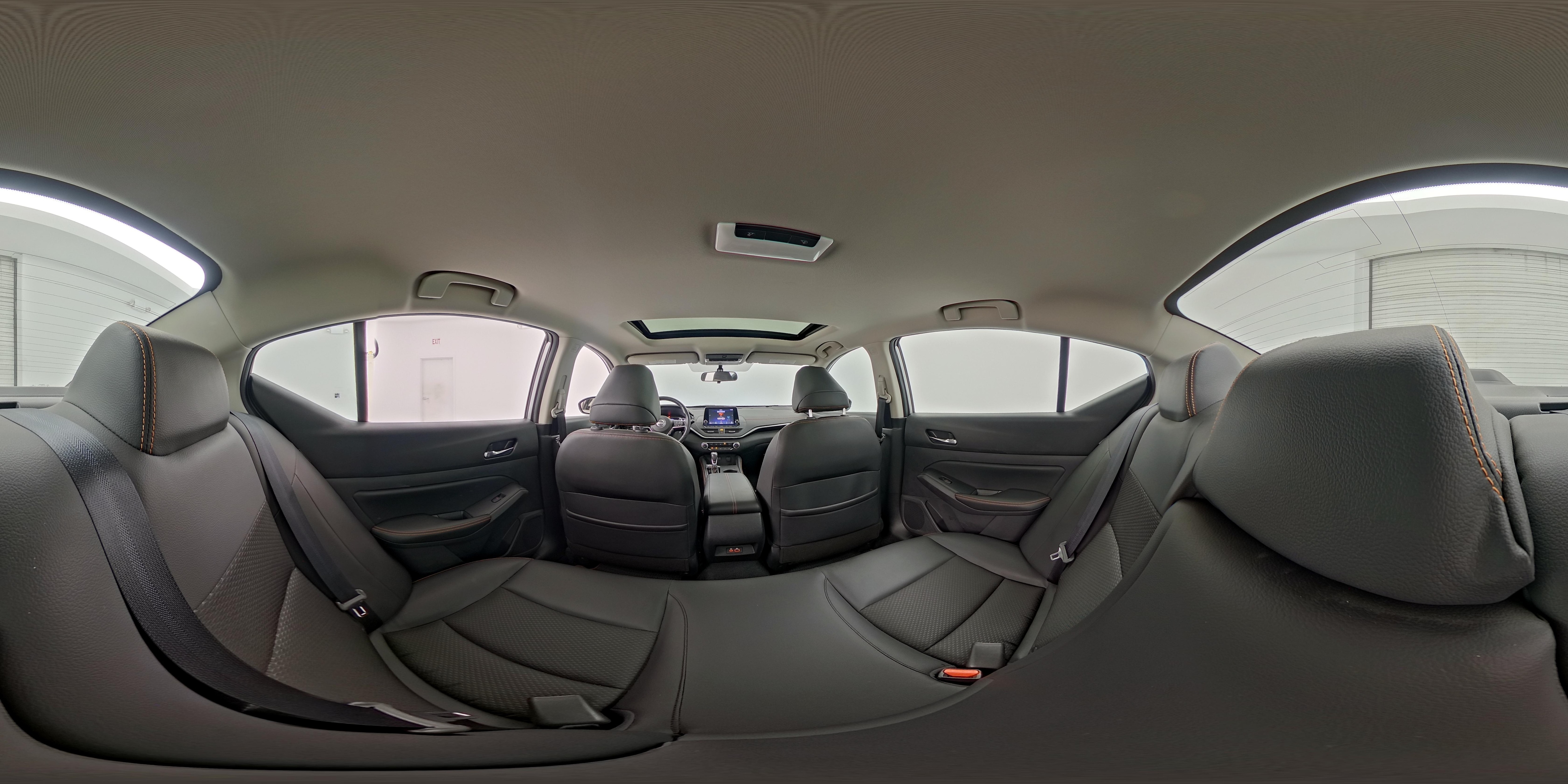 2019 Nissan Altima SR - Photo 27