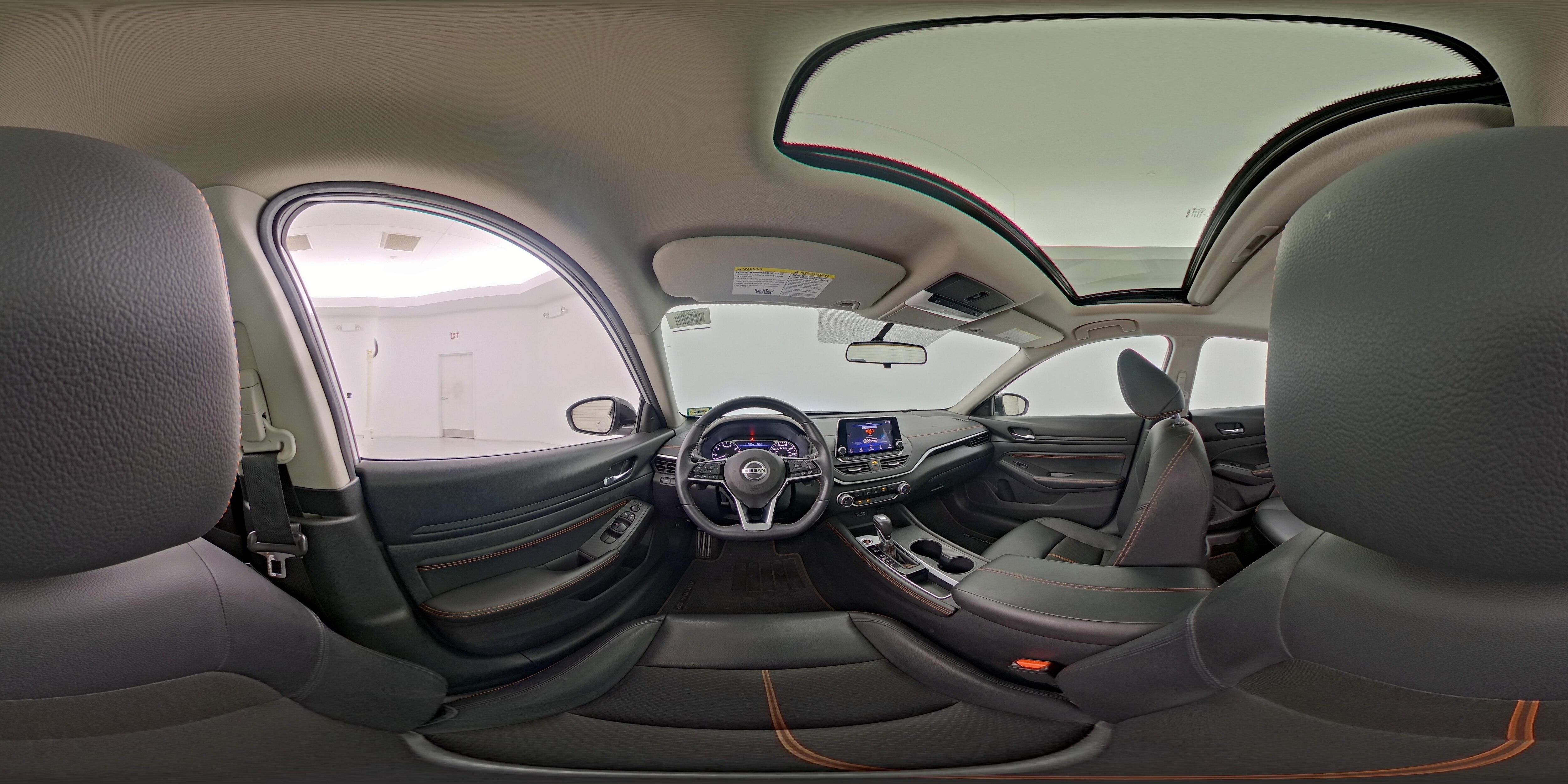 2019 Nissan Altima SR - Photo 28