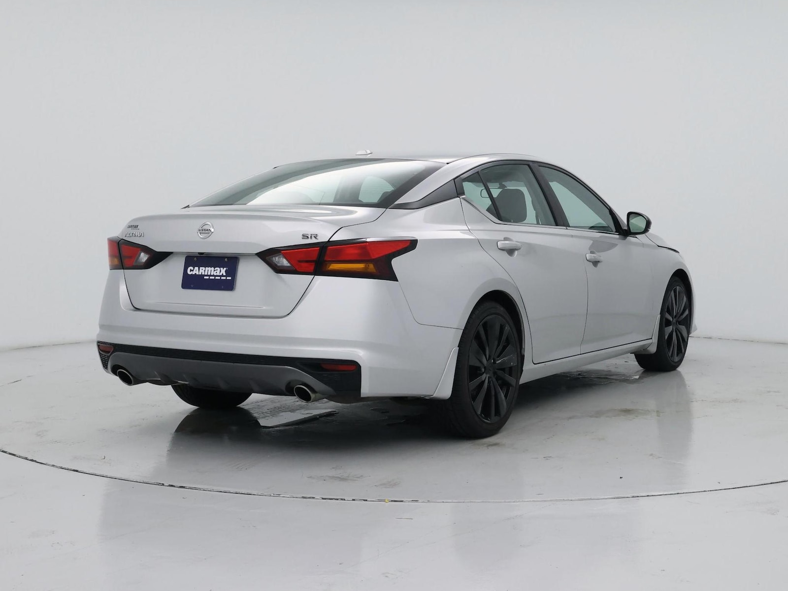 2019 Nissan Altima SR - Photo 9