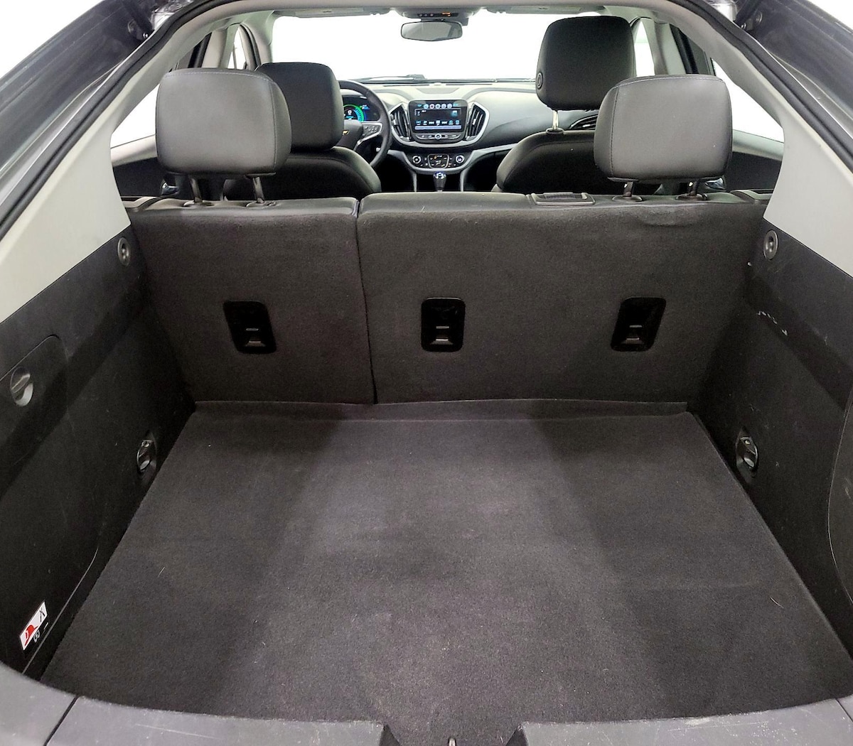 Trunk/Cargo (Seats Up)