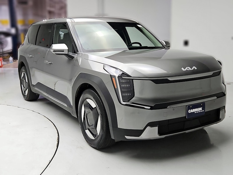 2024 Kia EV9 Light