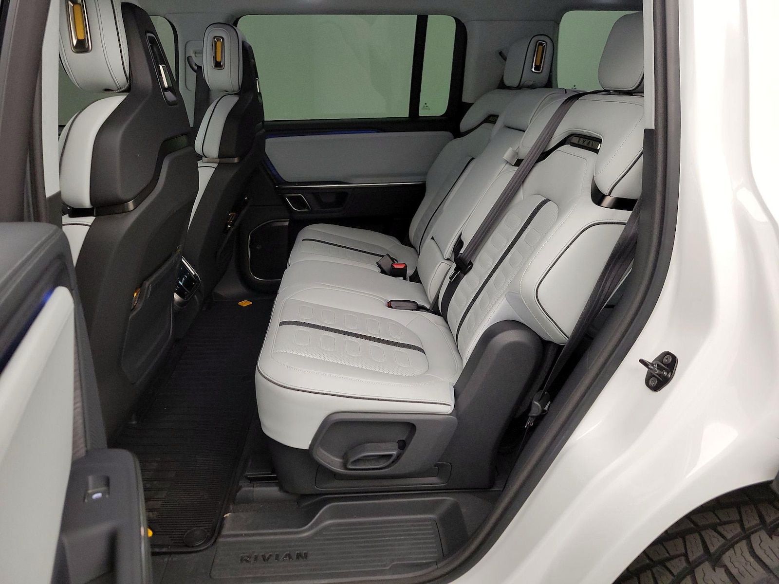 Rear Air Conditioning