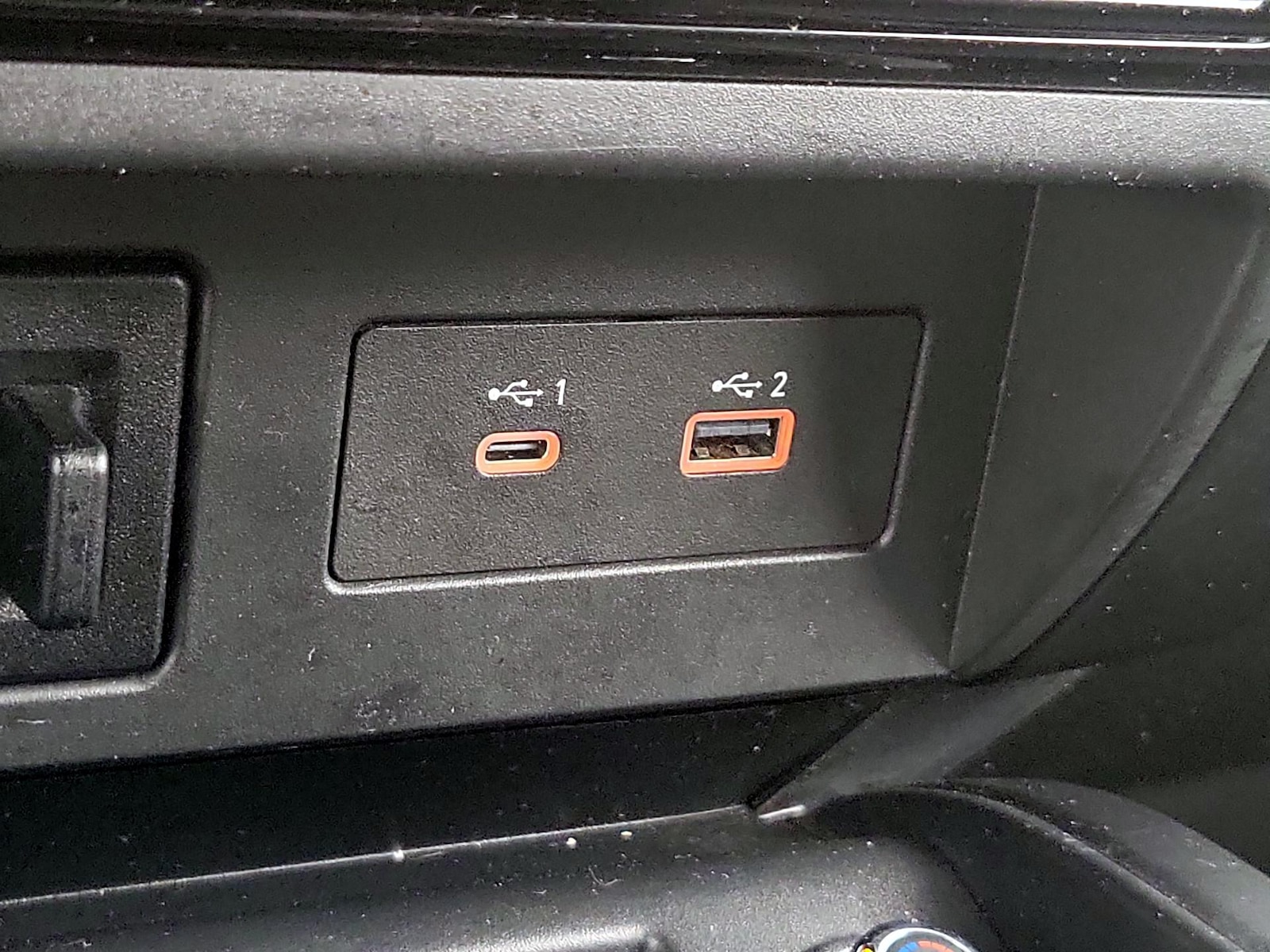 2021 Nissan Titan PRO-4X - Photo 20