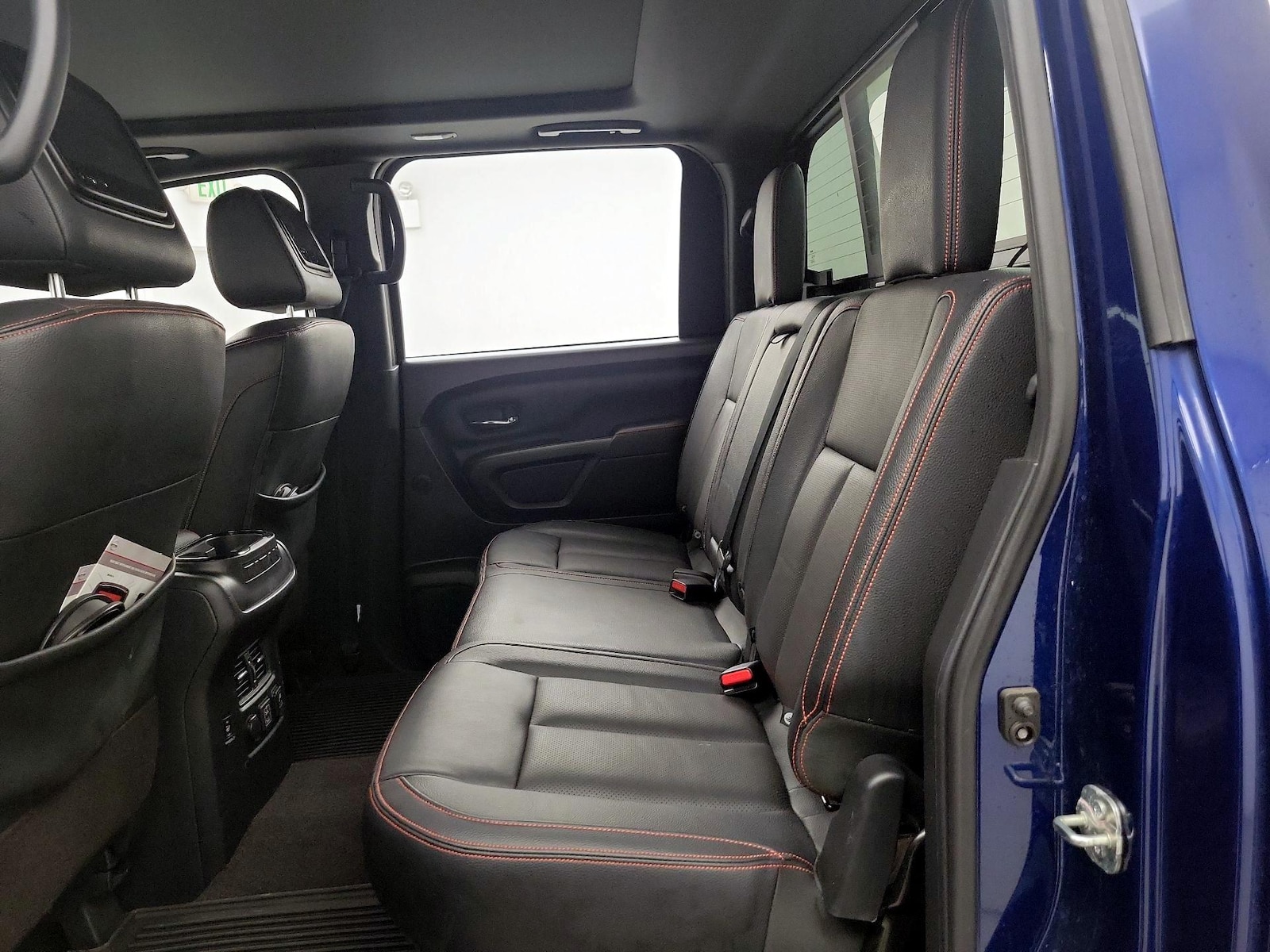 2021 Nissan Titan PRO-4X - Photo 22