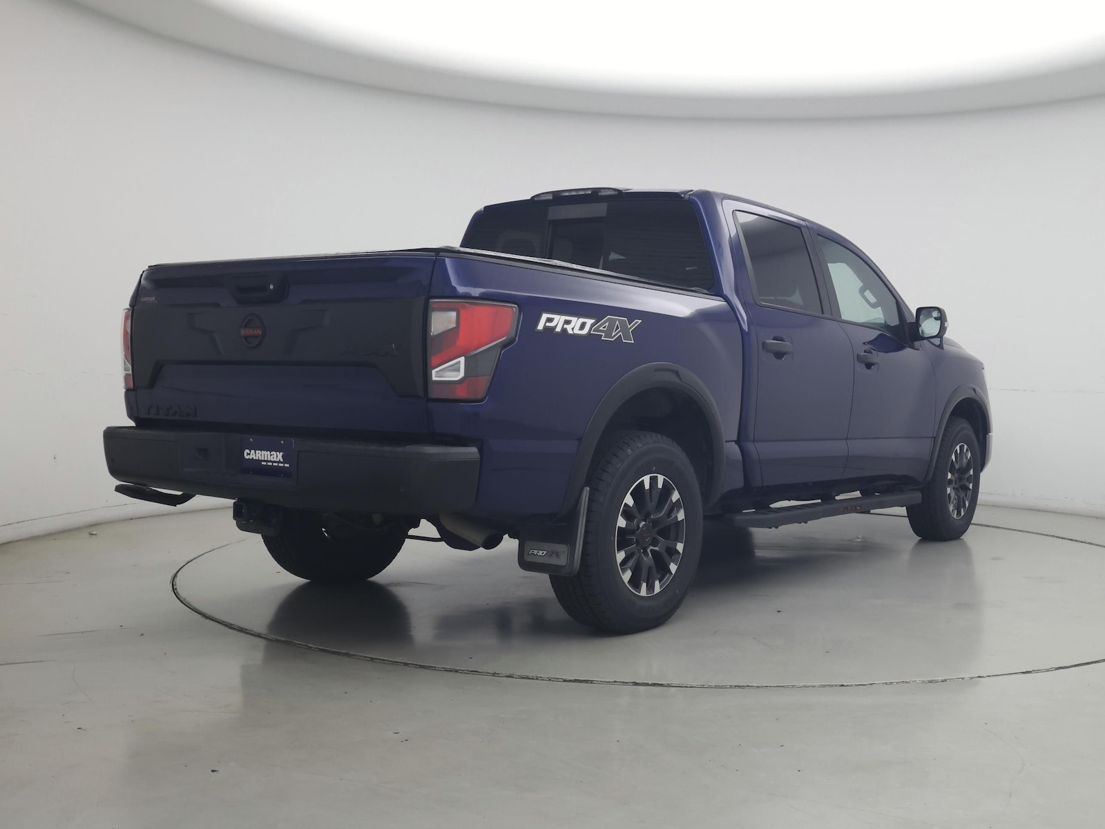 2021 Nissan Titan PRO-4X - Photo 9