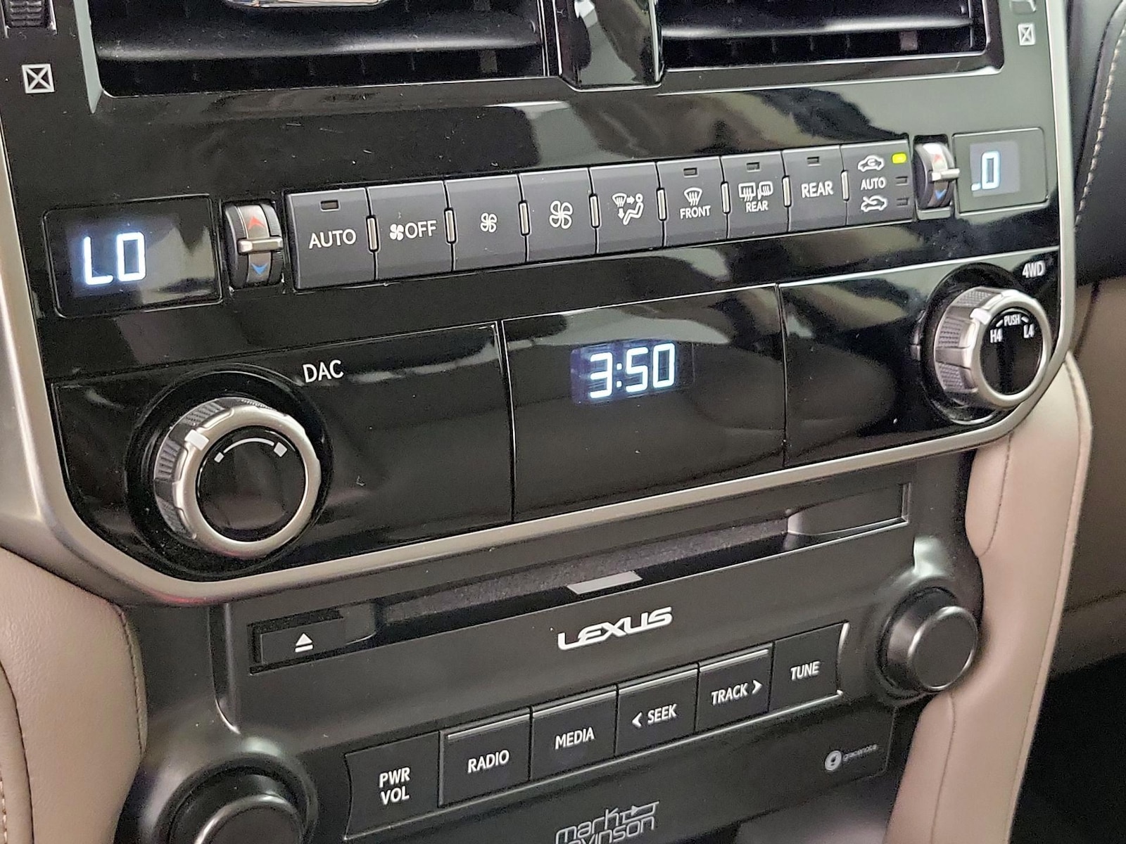 2022 Lexus GX PREMIUM - Photo 9