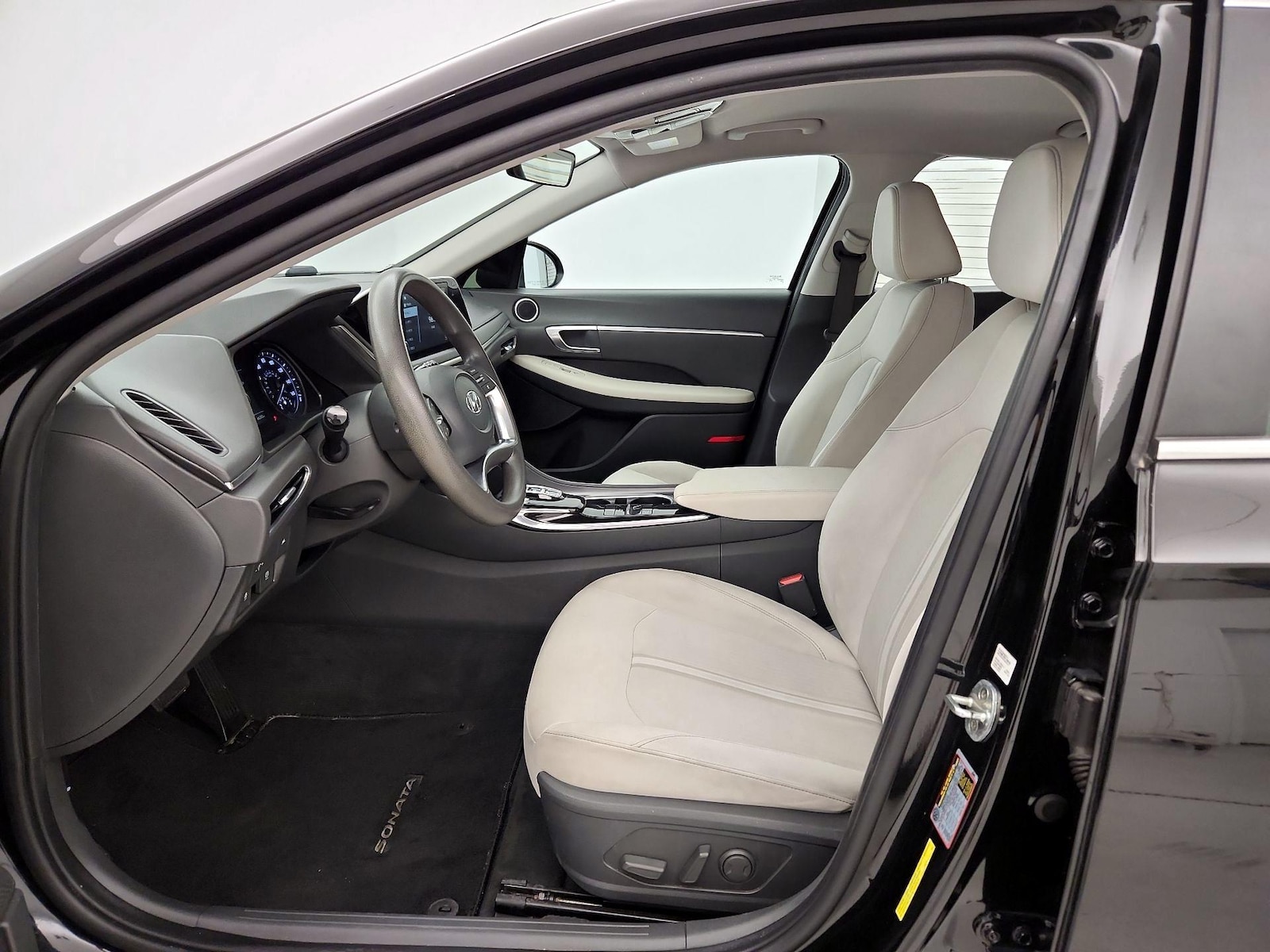 Power Seat(s) & Side Airbags