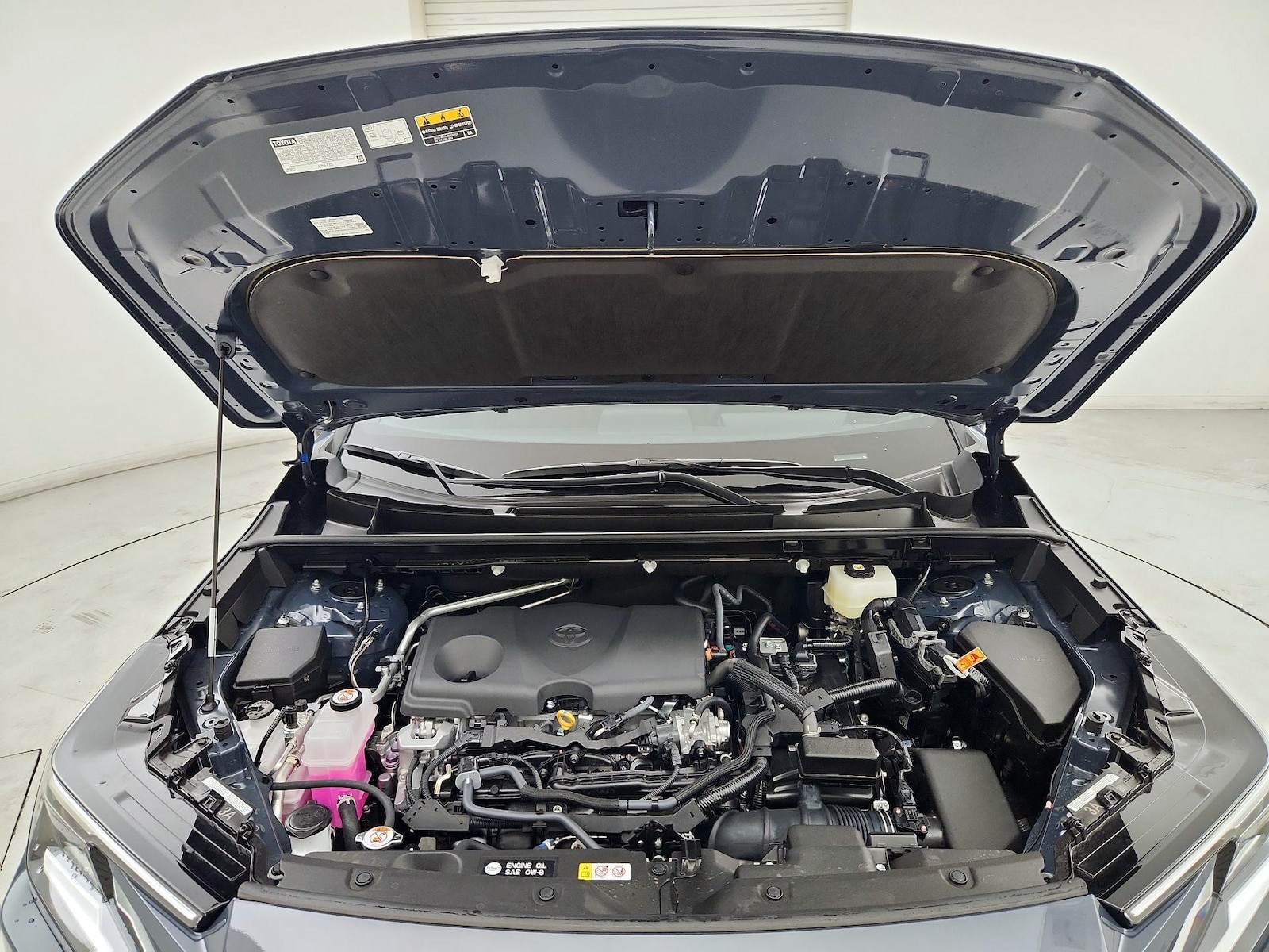 2026 Toyota RAV4 SE - Photo 22