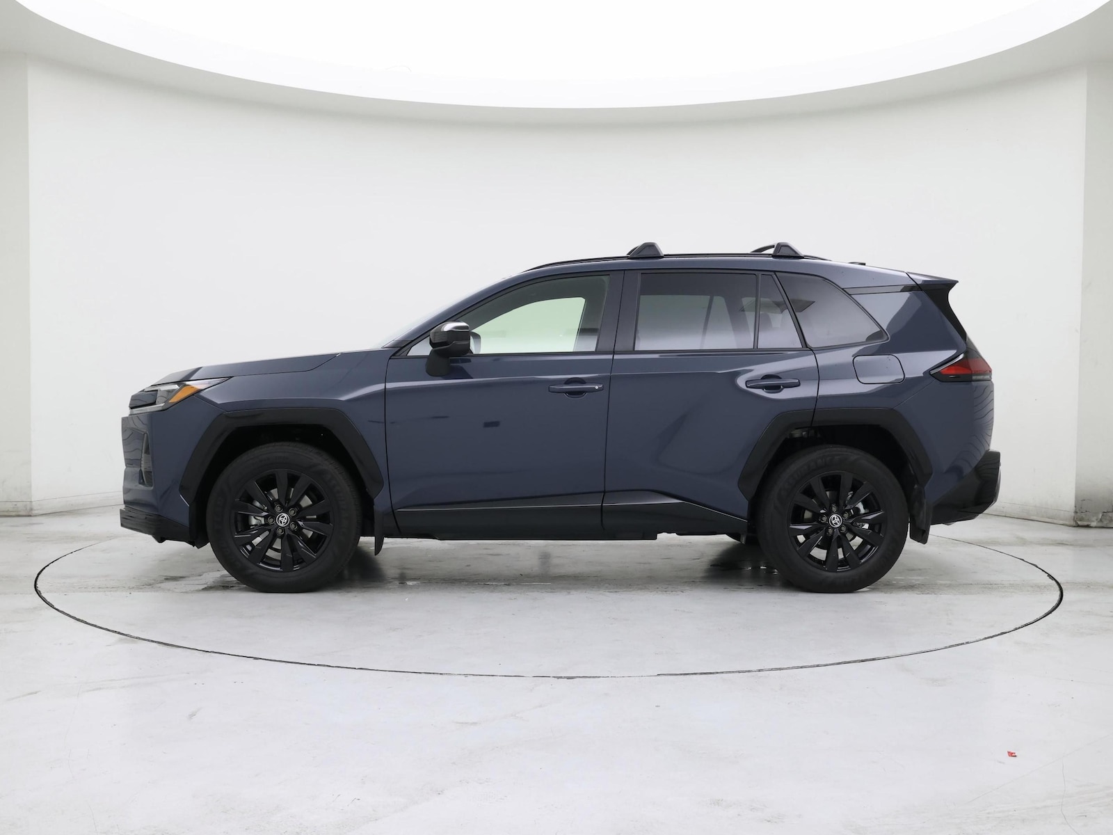 2026 Toyota RAV4 SE - Photo 4