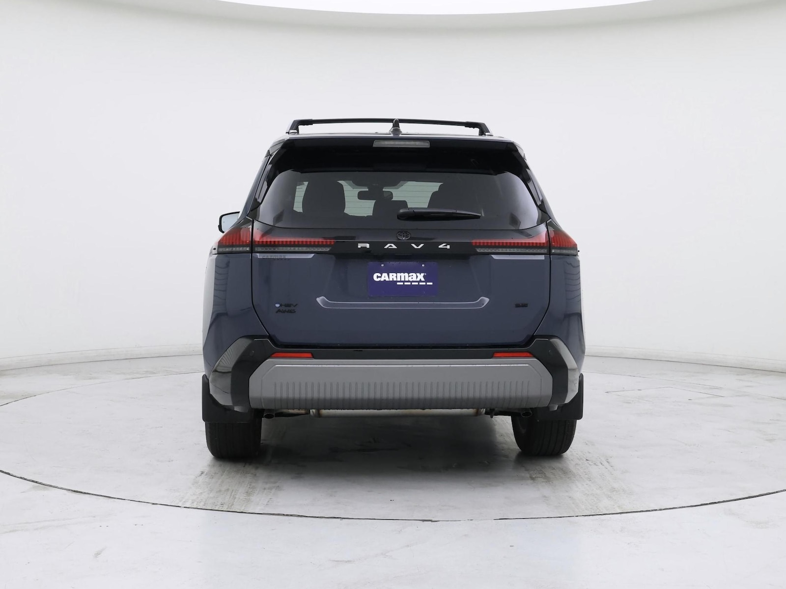 2026 Toyota RAV4 SE - Photo 7