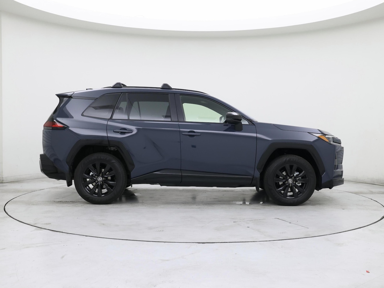 2026 Toyota RAV4 SE - Photo 8