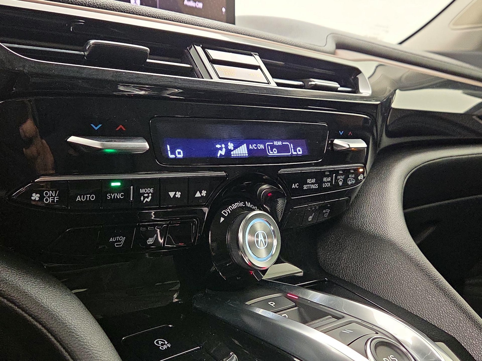 2022 Acura MDX Base - Photo 17